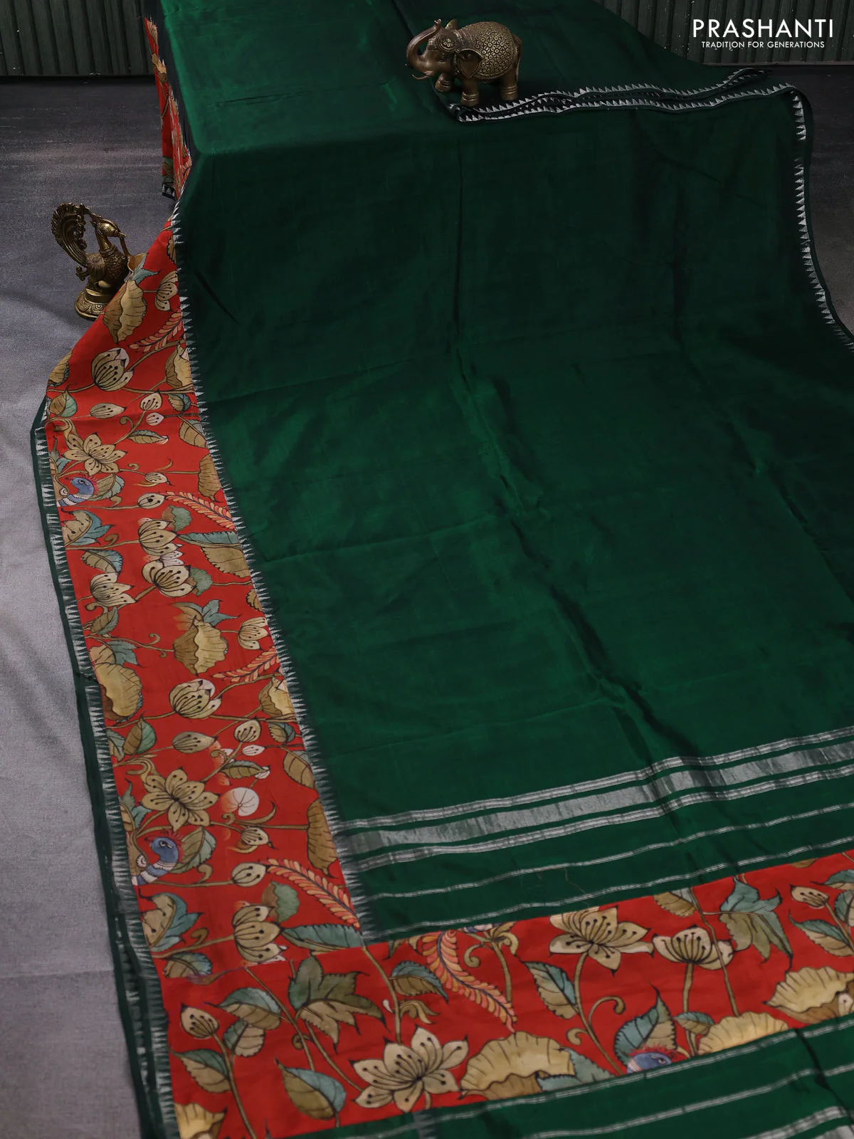 Mangalgiri silk cotton saree dark green and rustic orange with plain body and long kalamkari printed applique border - Image 2