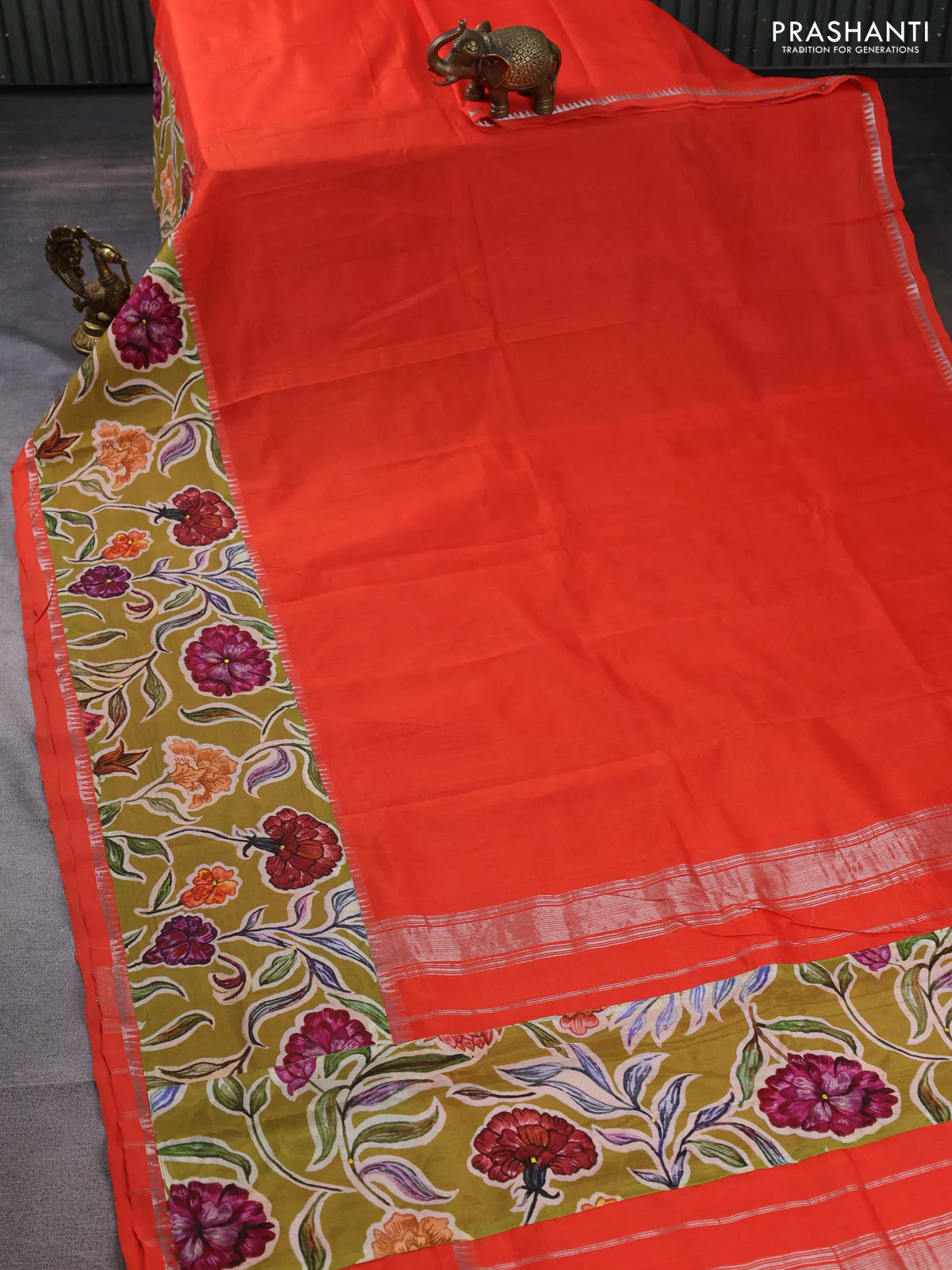 Mangalgiri silk cotton saree orange and mehendi green with plain body and long kalamkari printed applique border - Image 2