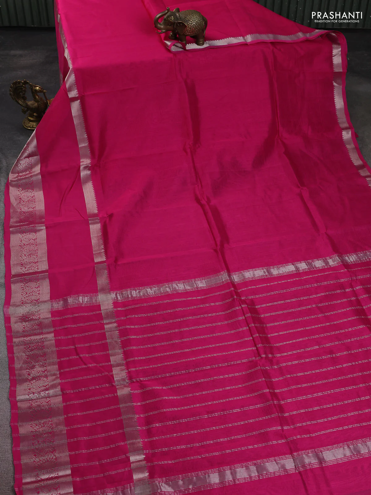 Mangalgiri silk cotton saree pink and beige with plain body and long rettapet silver zari woven border - Image 2