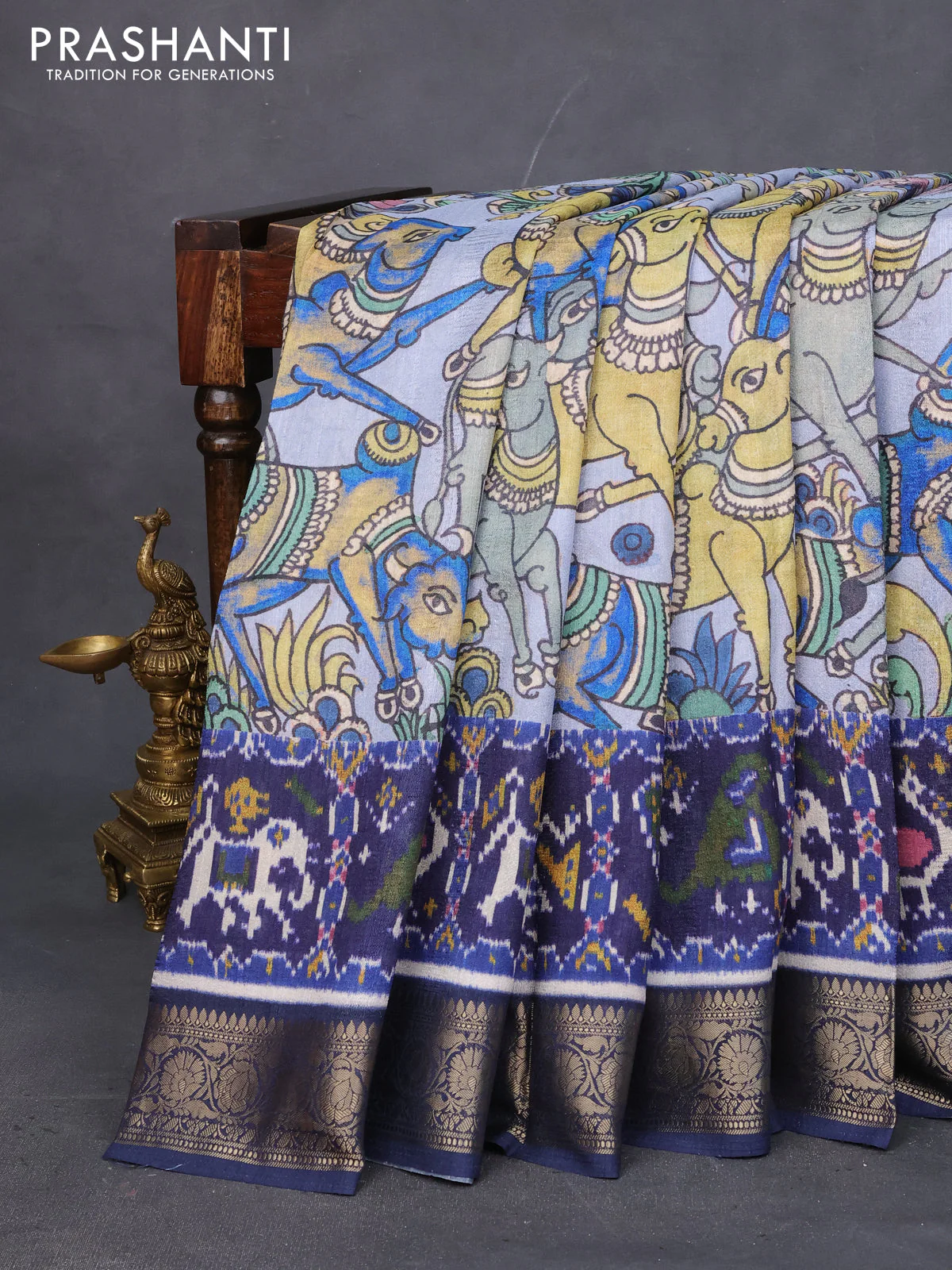 Matka tussar saree pastel grey and blue with allover kalamkari prints and zari woven border - Image 2