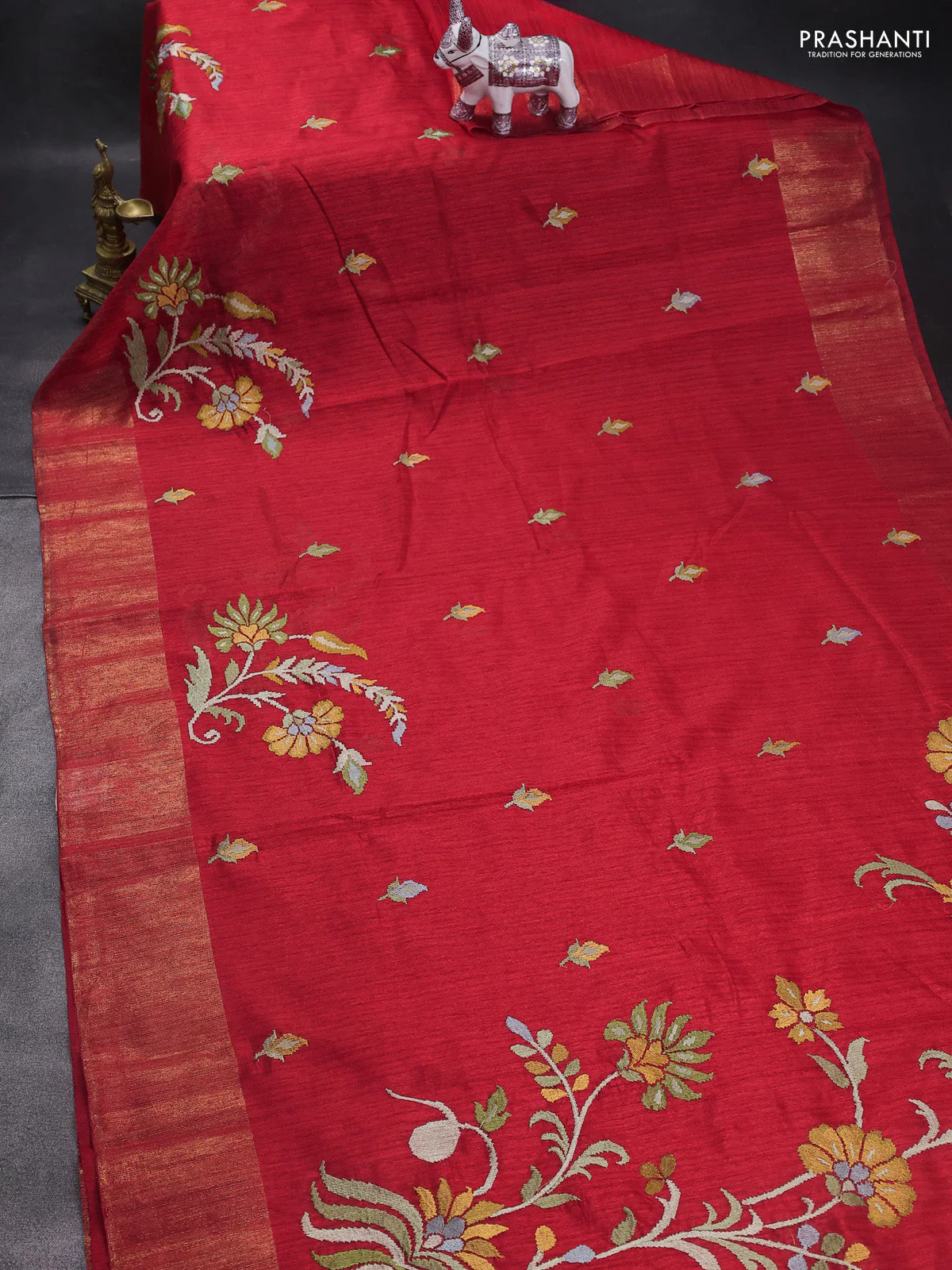Matka tussar saree red with floral embroidery and zari woven border - Image 2