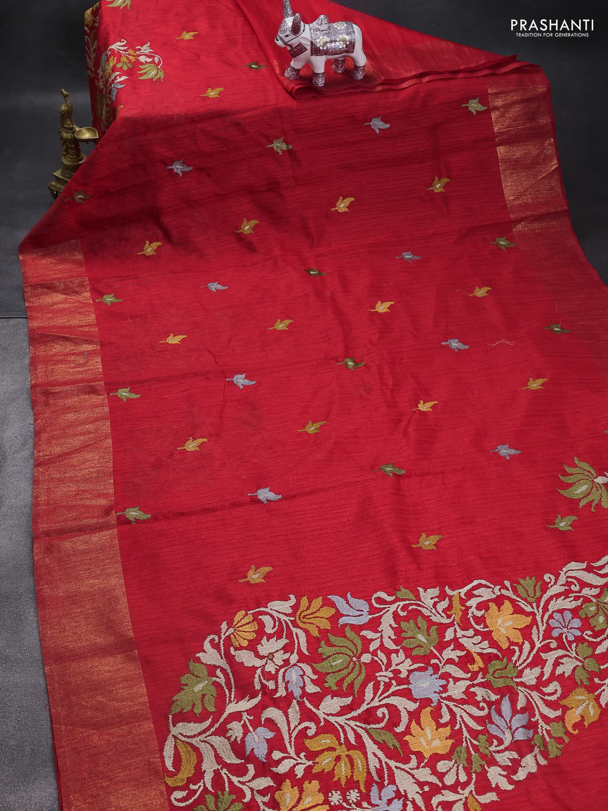 Matka tussar saree red with floral embroidery and zari woven border - Image 2