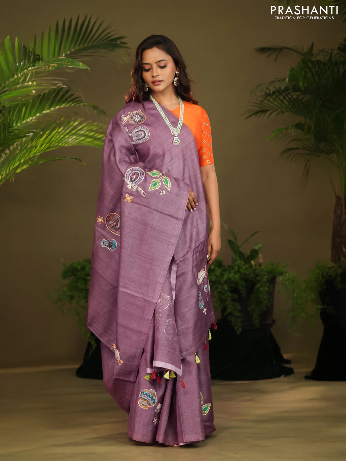 Mauve Pink Tussar silk saree with hand kantha work - Image 3