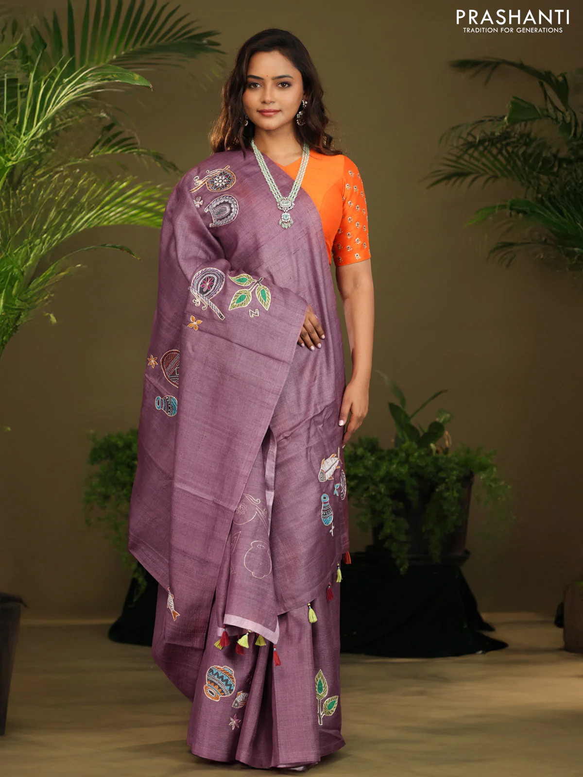 Mauve Pink Tussar silk saree with hand kantha work - Image 4