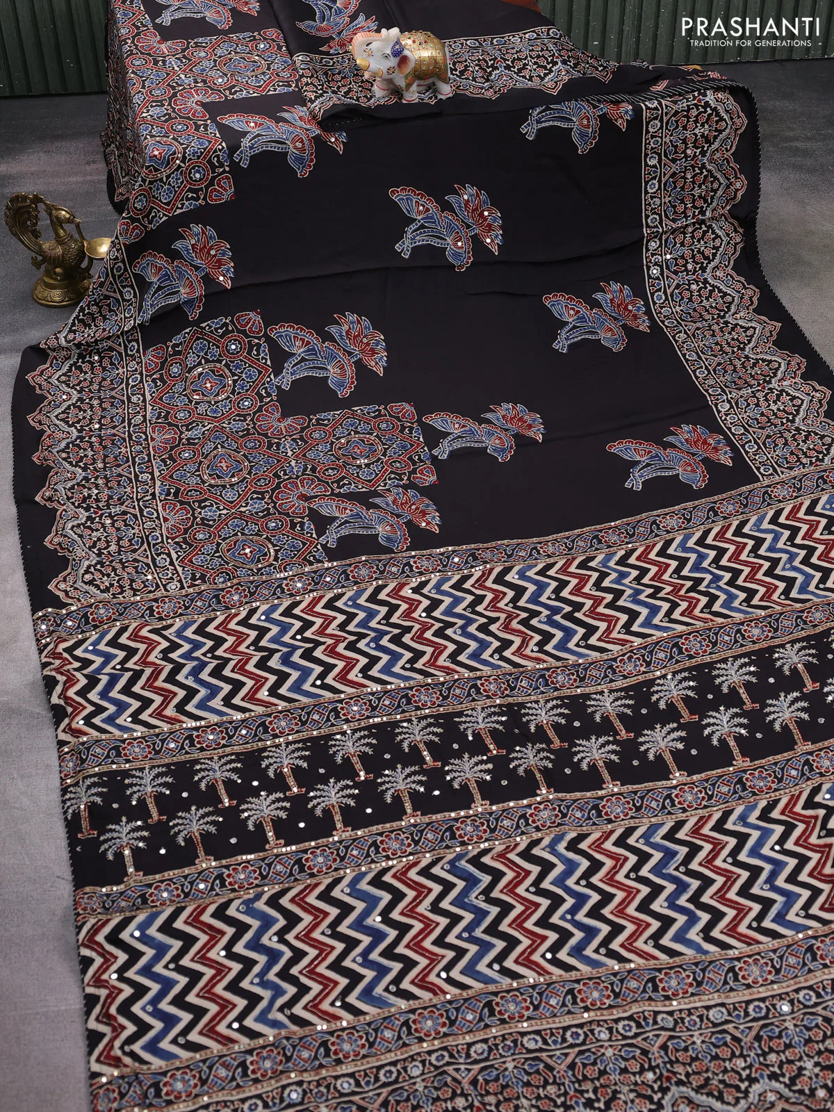 Modal silk saree black with allover ajrakh prints & sequin work and sequin embroidered work pallu - Image 2