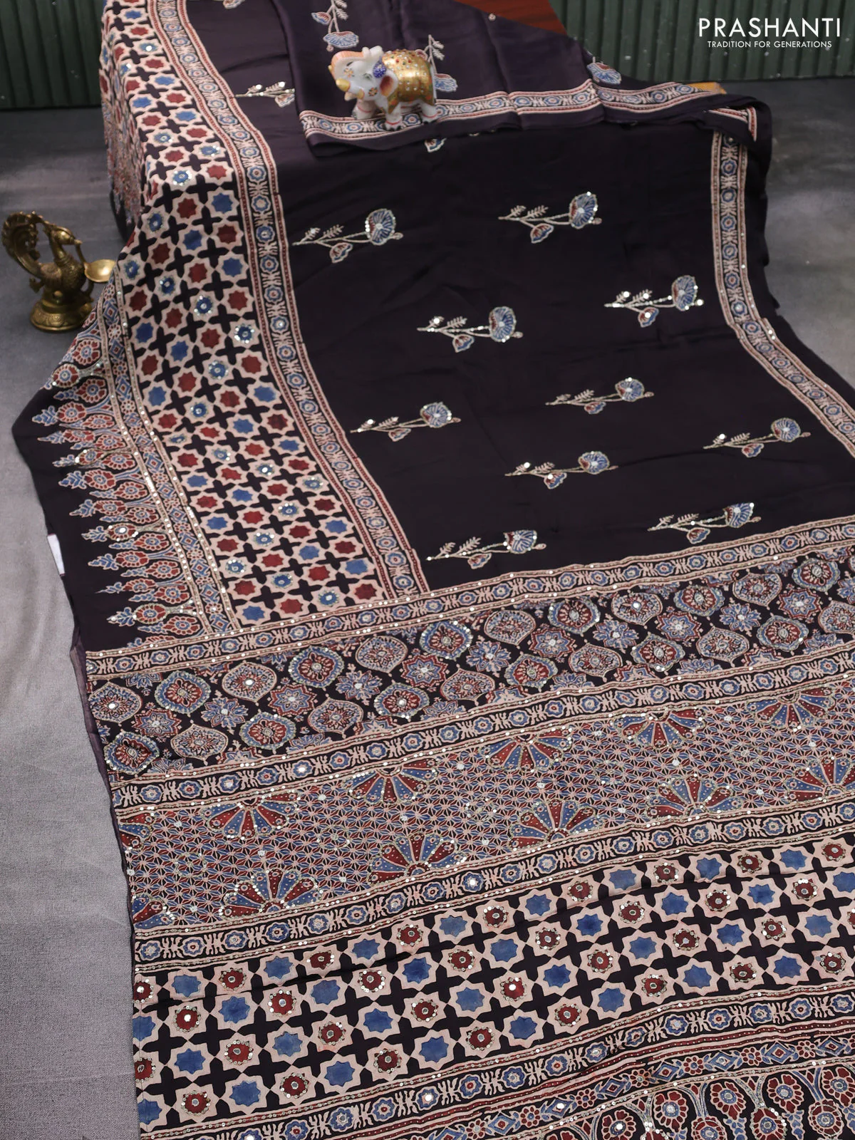 Modal silk saree deep jamun with allover ajrakh prints & sequin work and sequin embroidered work pallu - Image 2