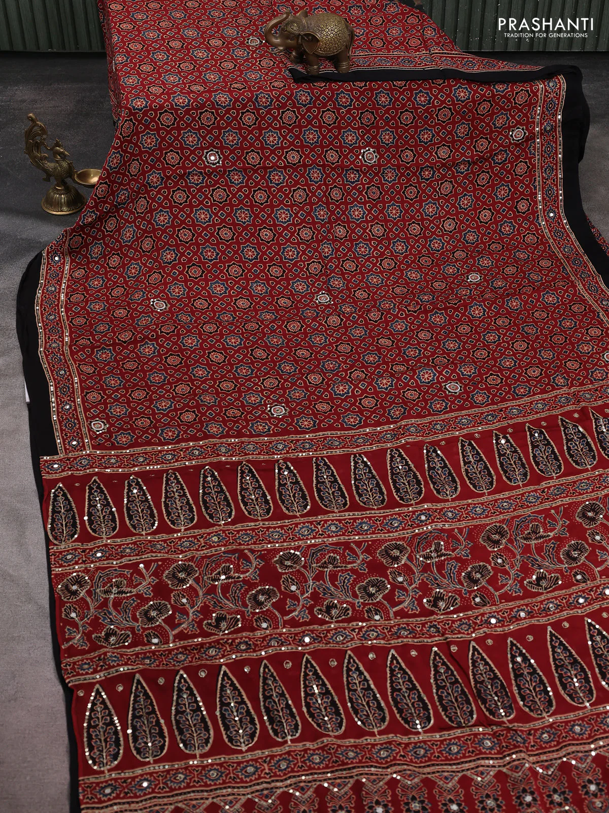 Modal silk saree maroon and black with allover ajrakh prints & sequin work and sequin embroidered work pallu - Image 2