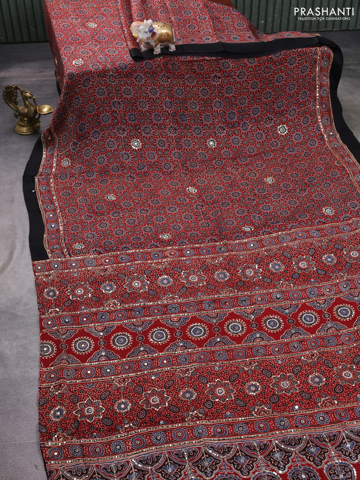 Modal silk saree maroon and black with allover ajrakh prints & sequin work and sequin embroidered work pallu - Image 2