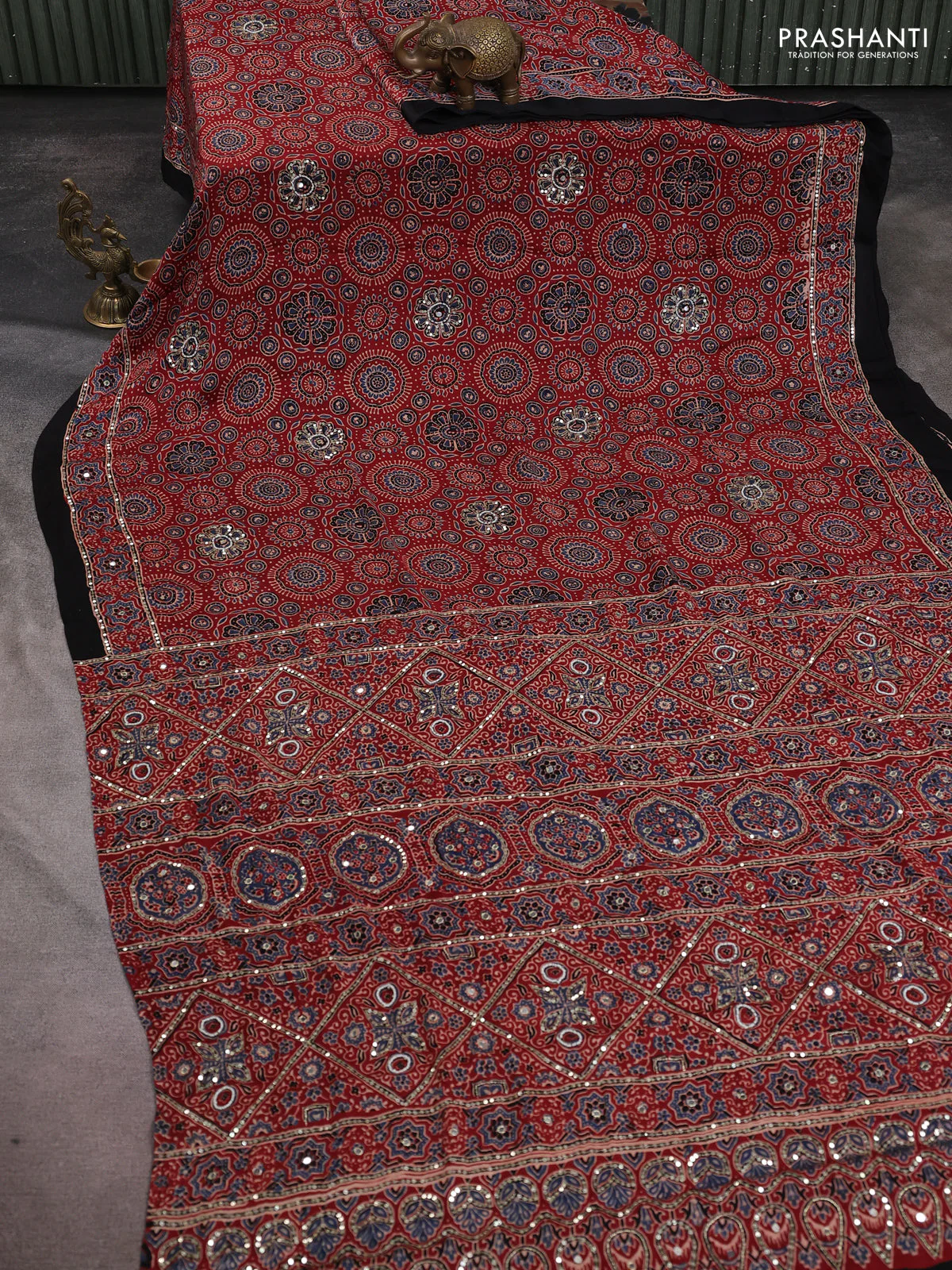 Modal silk saree maroon and black with allover ajrakh prints & sequin work and sequin embroidered work pallu - Image 2