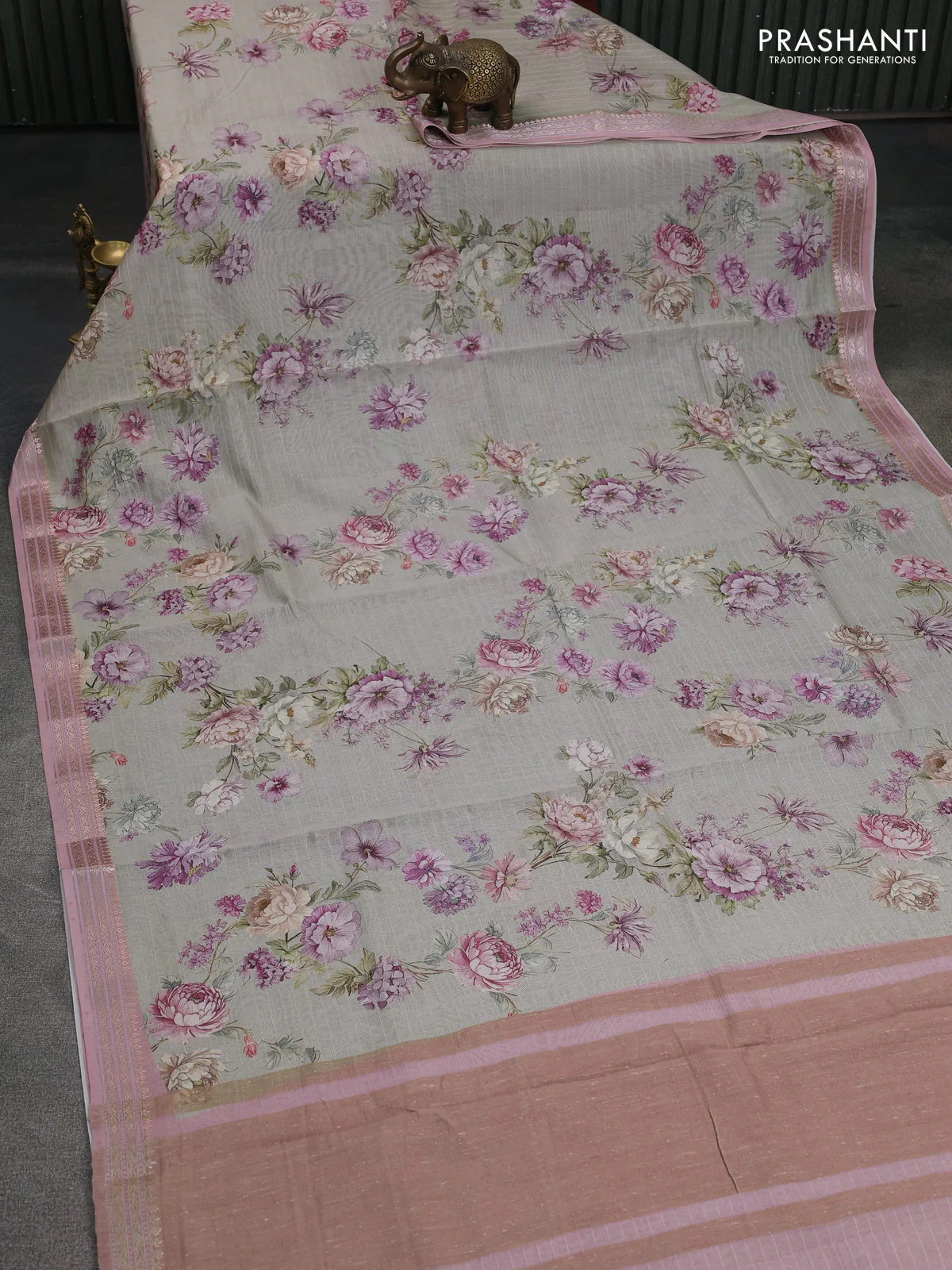 Mul chanderi saree elaichi green and pastel pink with allover floral digital prints and zari woven border - Image 2