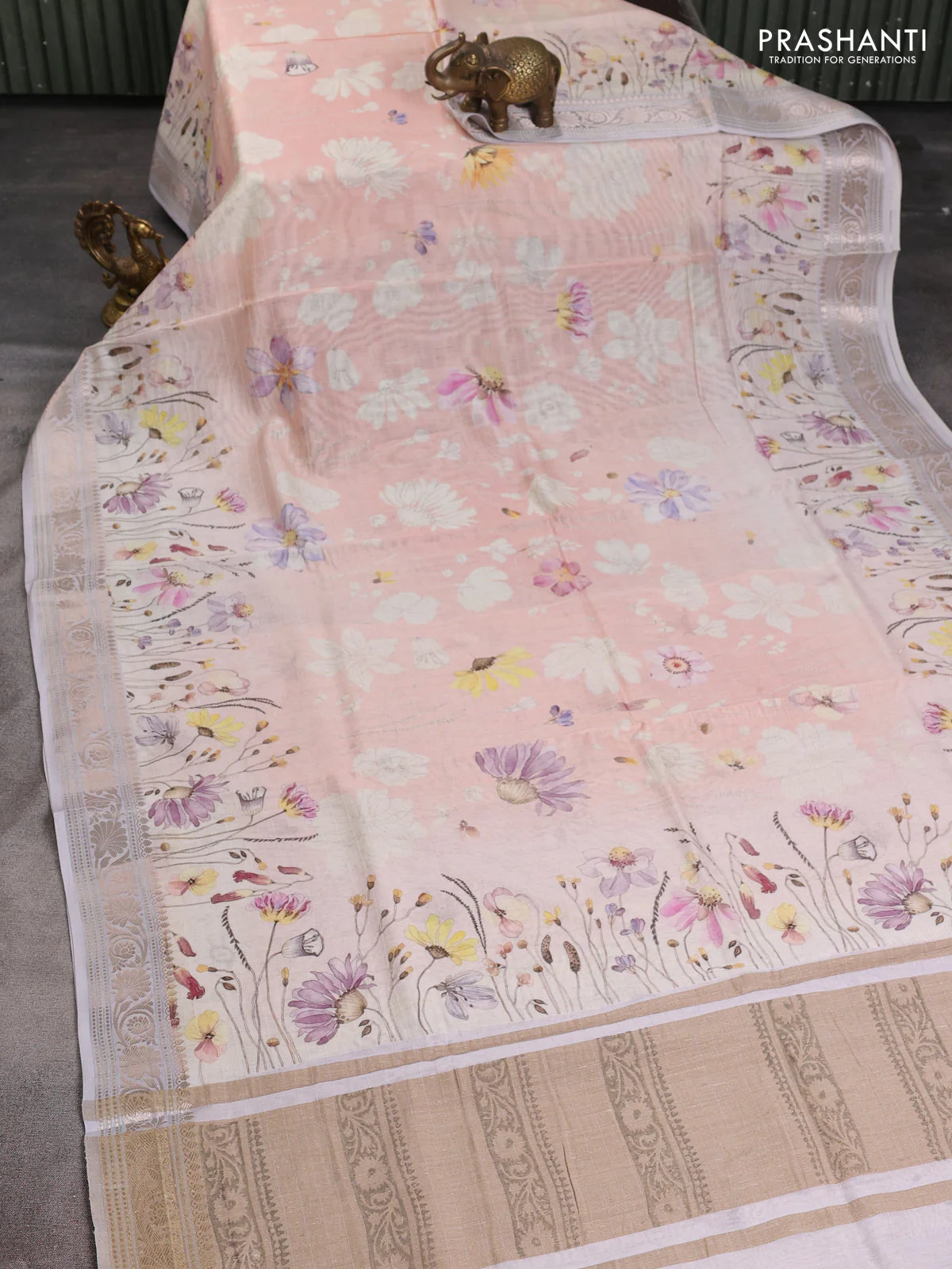 Mul chanderi saree mild peach and off white with allover floral digital prints and zari woven border - Image 2