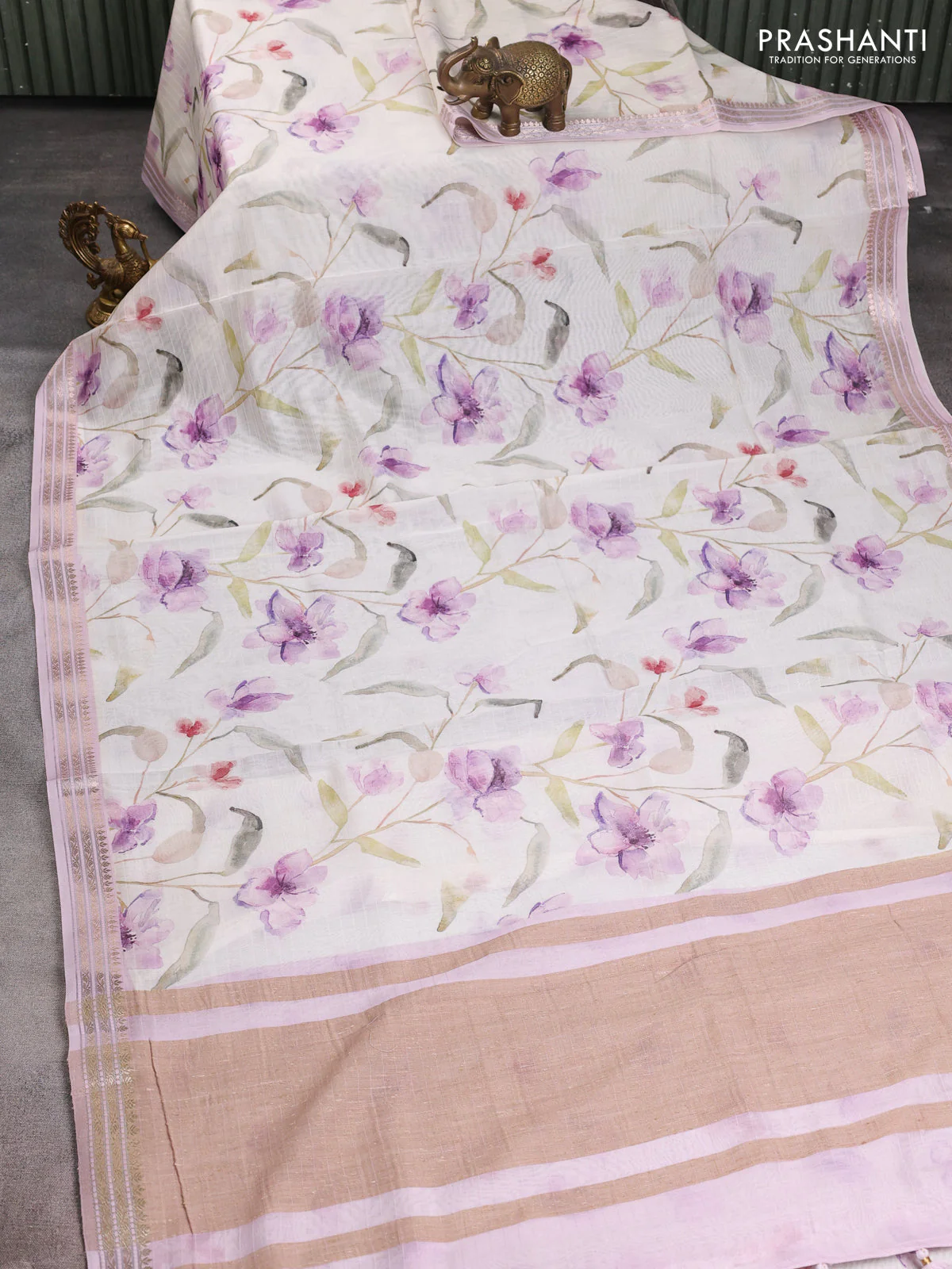 Mul chanderi saree off white and baby pink with allover floral digital prints and zari woven border - Image 2