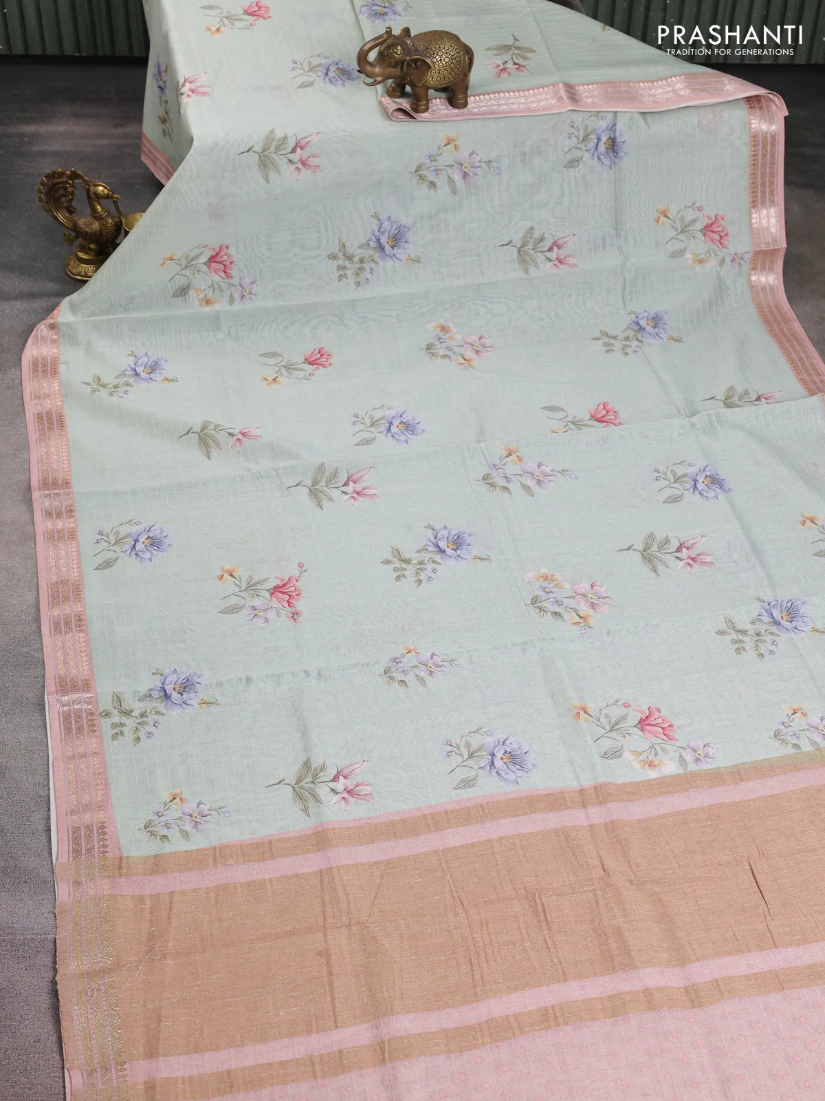 Mul chanderi saree pastel green and pastel pink with allover floral digital prints and zari woven border - Image 2