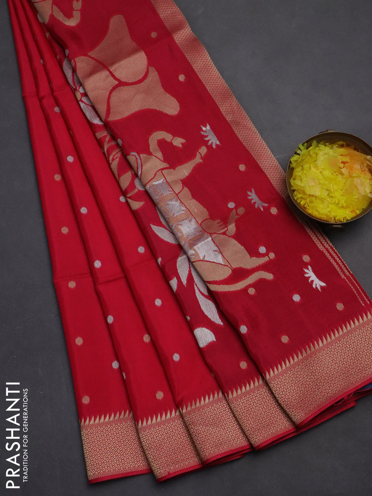 Munga crepe silk saree pink and peacock blue with zari woven buttas and rich zari woven pallu - Image 2