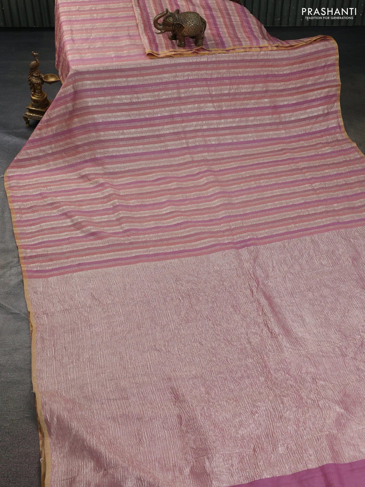Munga silk saree pastel blue and green shade with allover rangart weaves in borderless style - Image 2