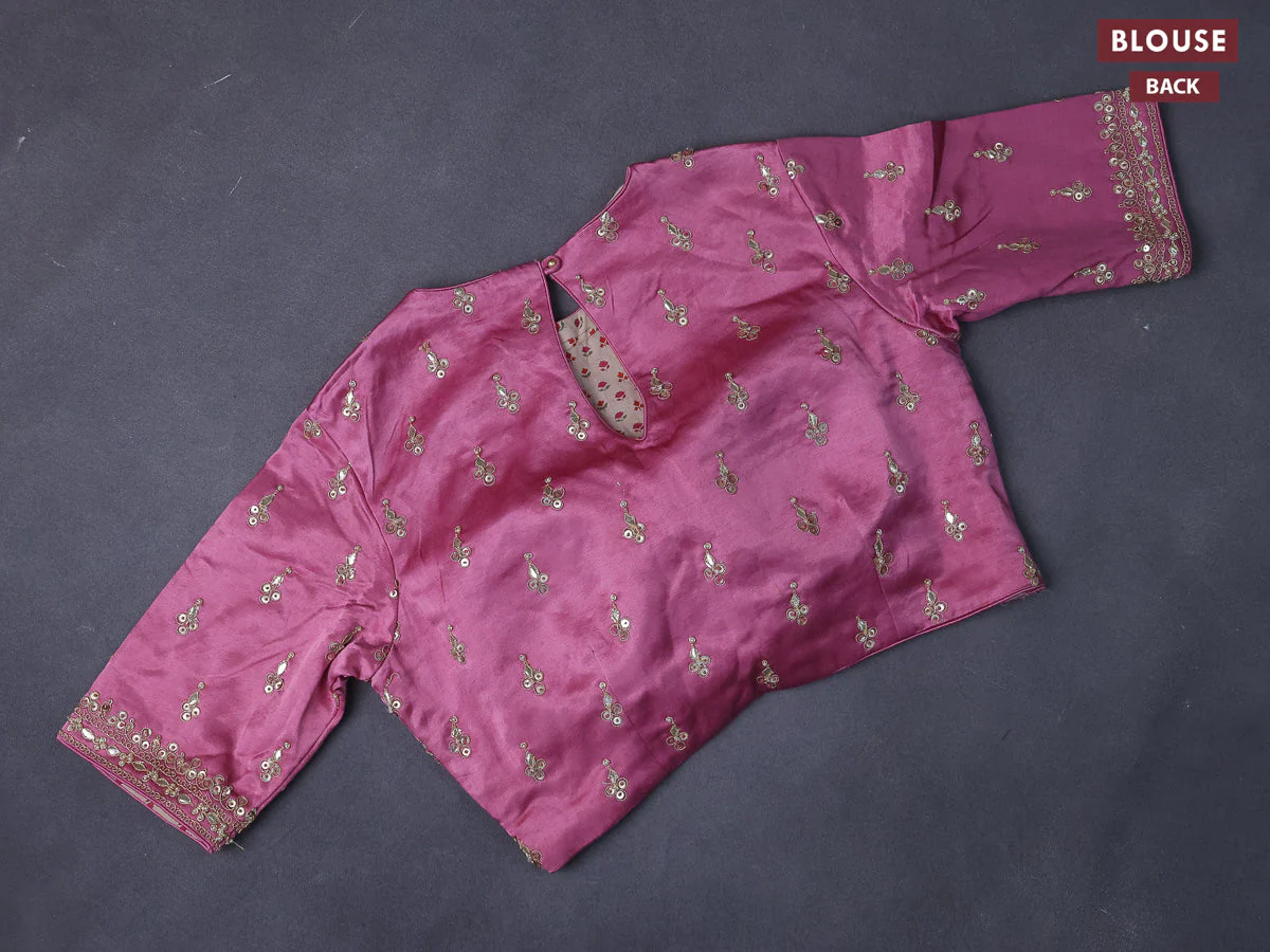 Munga tussar saree mauve pink with allover zari weaves and lace work border - Image 5