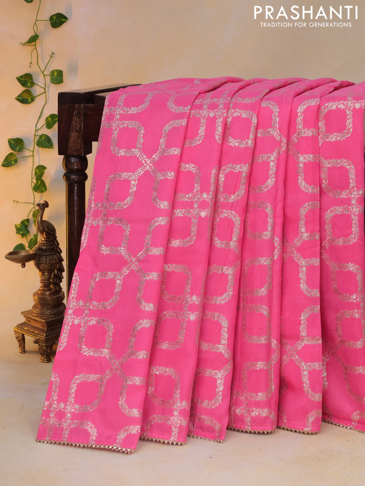 Munga tussar silk saree candy pink with allover banarasi zari weaves and gottapatti lace work border and readymade chikankari work blouse - Image 7