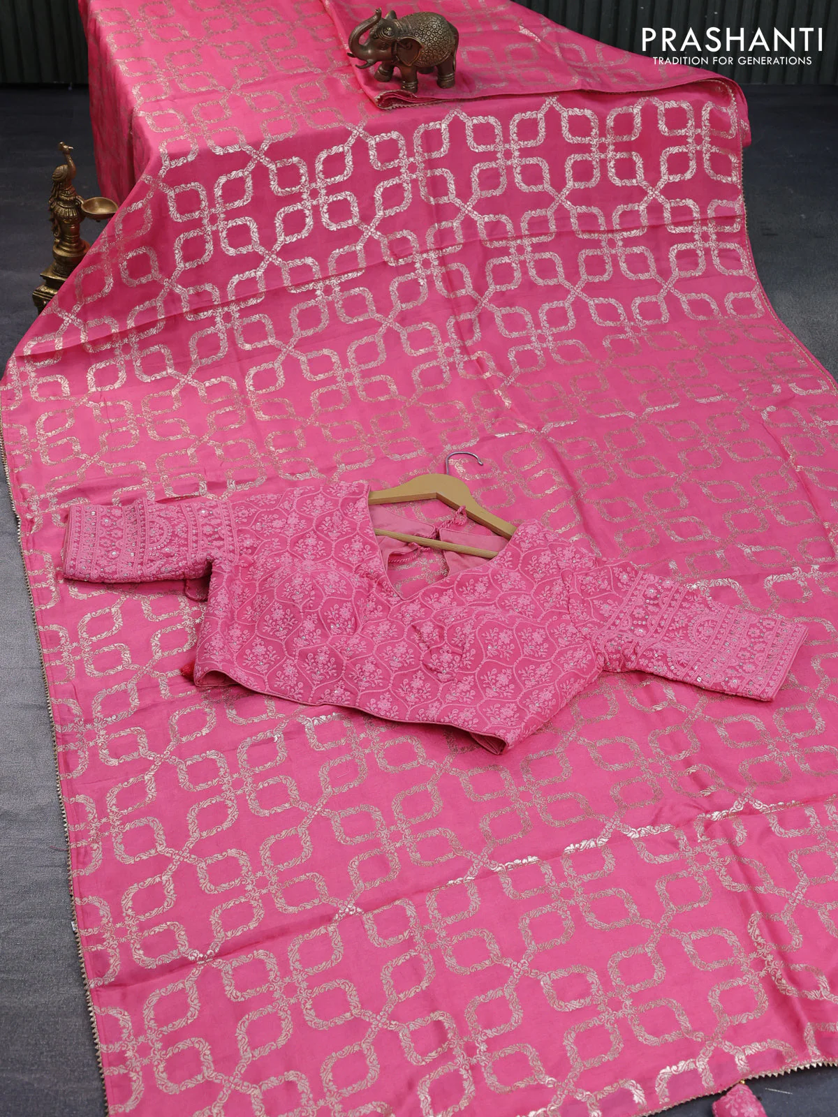 Munga tussar silk saree candy pink with allover banarasi zari weaves and gottapatti lace work border and readymade chikankari work blouse - Image 8