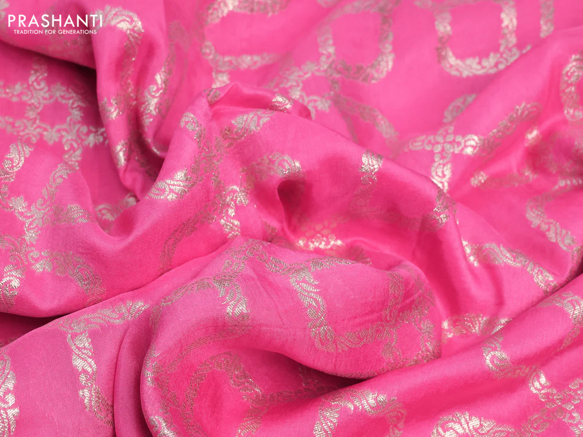 Munga tussar silk saree candy pink with allover banarasi zari weaves and gottapatti lace work border and readymade chikankari work blouse - Image 9