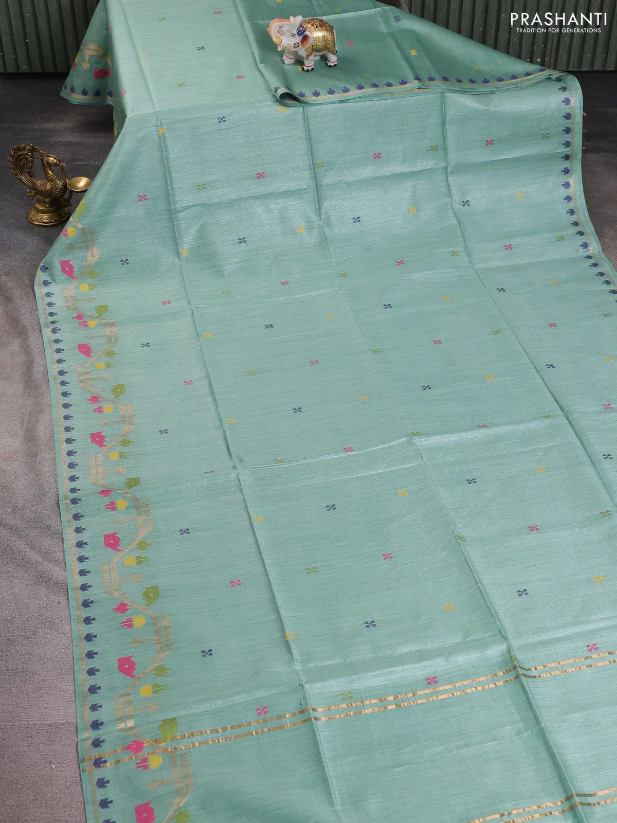Munga tussar silk saree pastel green with thread woven buttas and woven border - Image 2