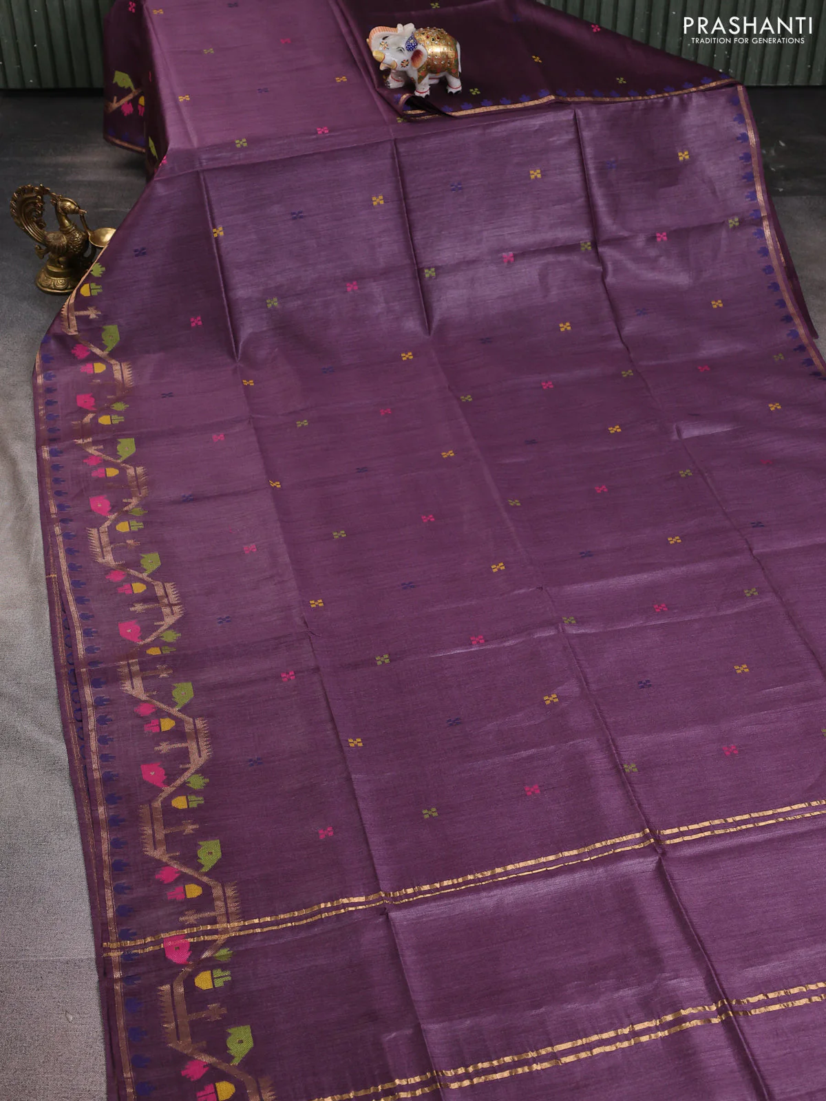 Munga tussar silk saree wine shade with thread woven buttas and woven border - Image 2