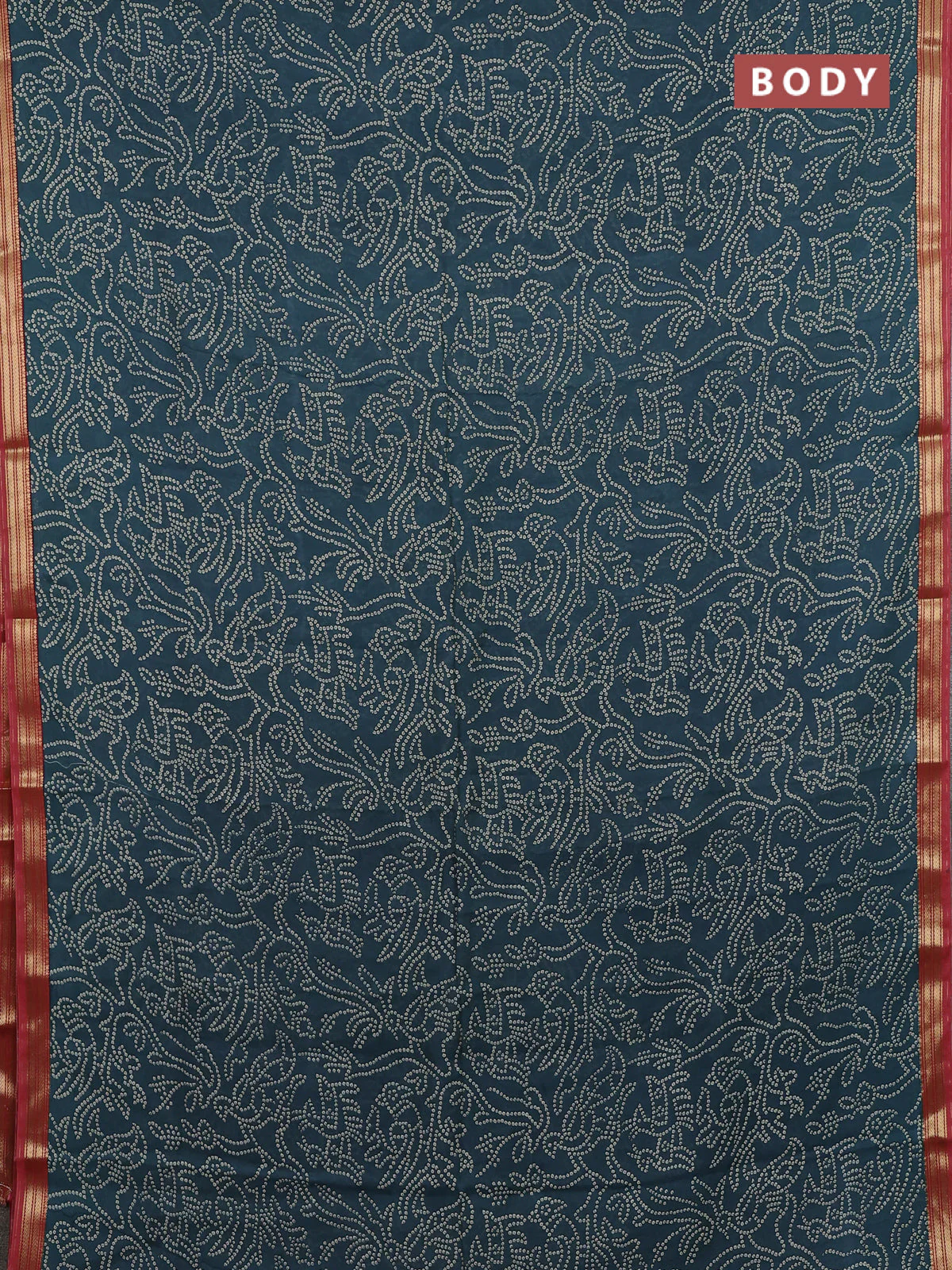 Muslin silk saree peacock green and maroon with allover bandhani prints and zari woven border - Image 2