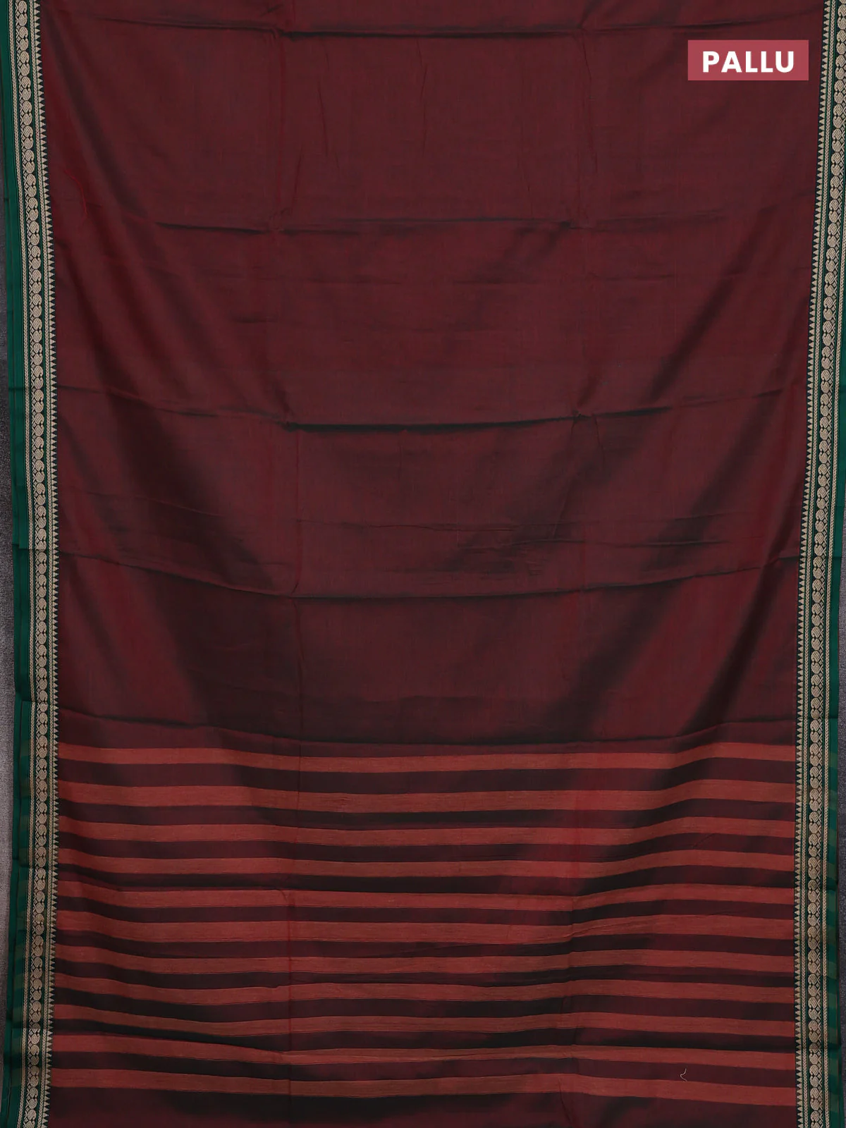 Narayanpet cotton saree dual shade of greenish maroon and green with plain body and thread woven border - Image 3