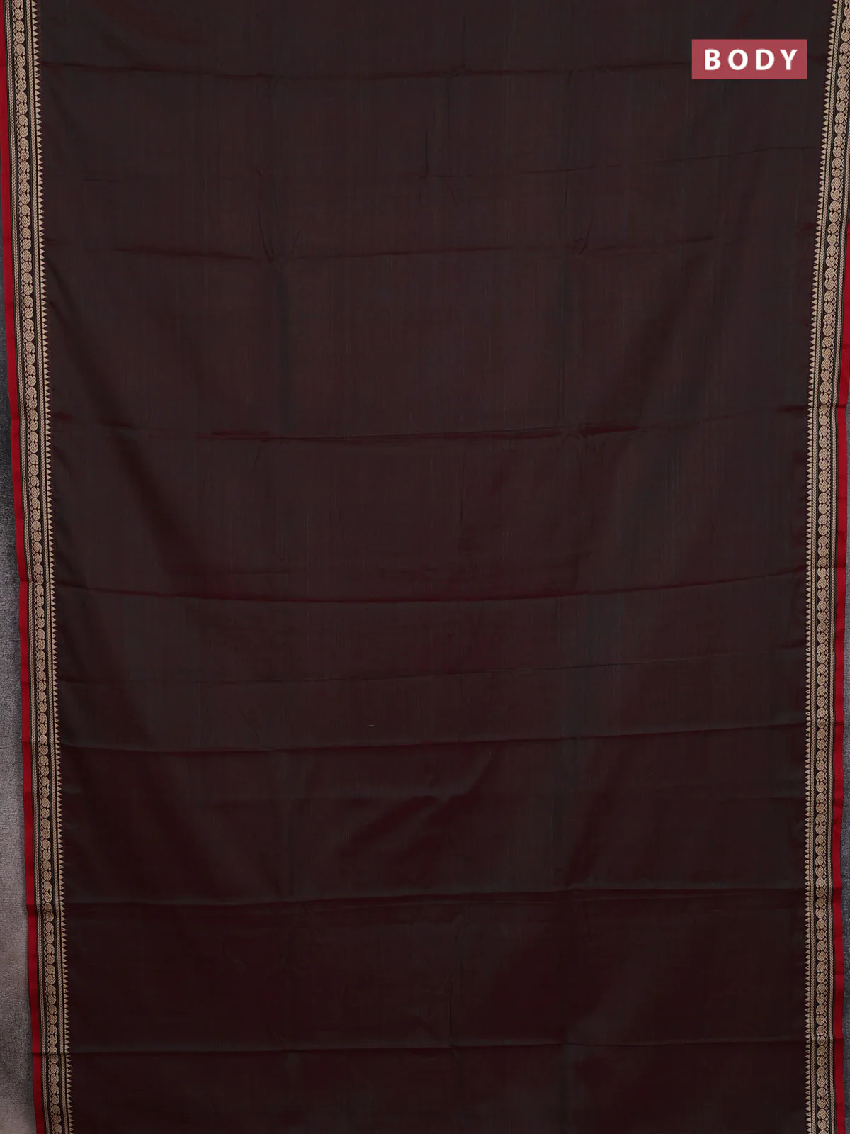 Narayanpet cotton saree dual shade of greenish red and red with plain body and thread woven border - Image 2