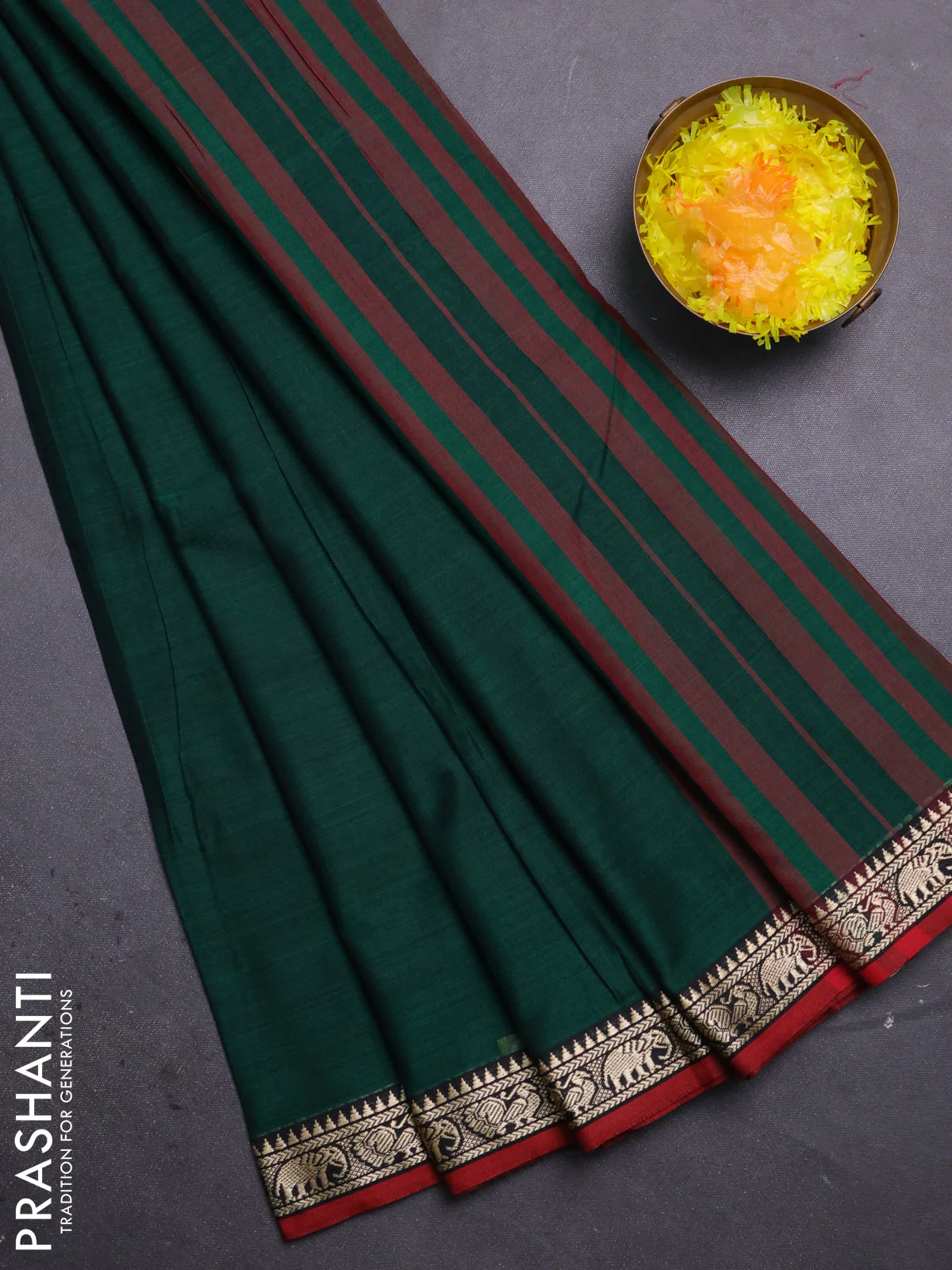 Narayanpet cotton saree green and maroon with plain body and thread woven border - Image 5