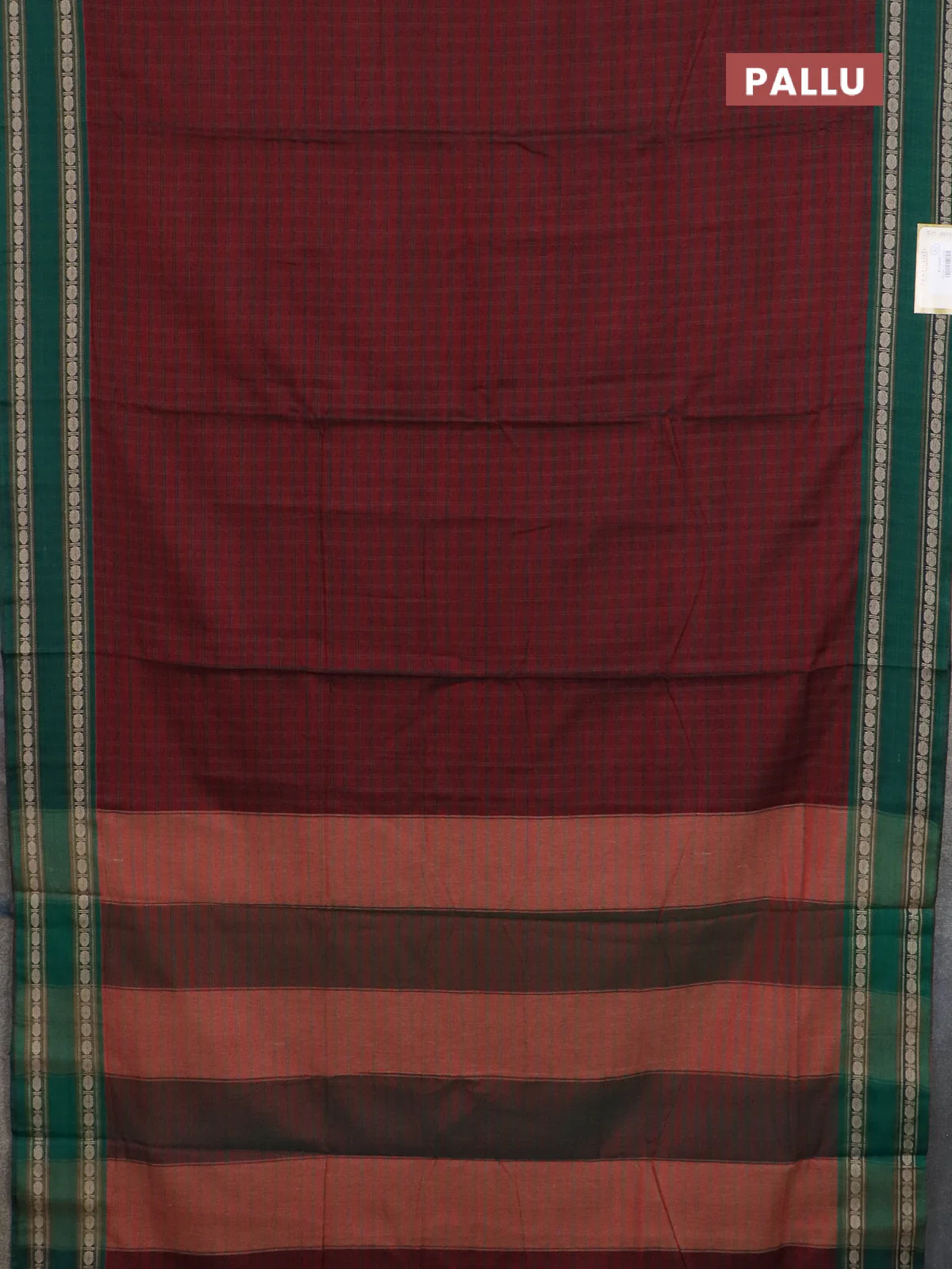 Narayanpet cotton saree maroon and green with allover checked pattern and rettapet thread woven border - Image 3