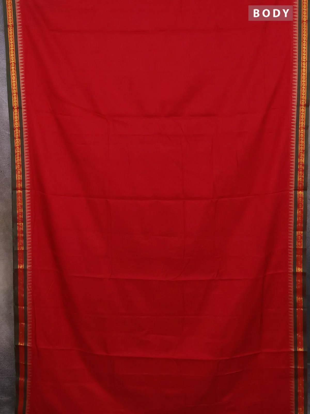 Narayanpet cotton saree red and green with plain body and temple thread woven butta border - Image 2