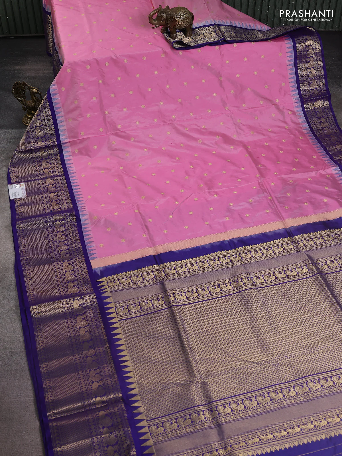 Narayanpet silk saree light pink and navy blue with allover zari woven buttas and temple design long zari woven border - Image 2