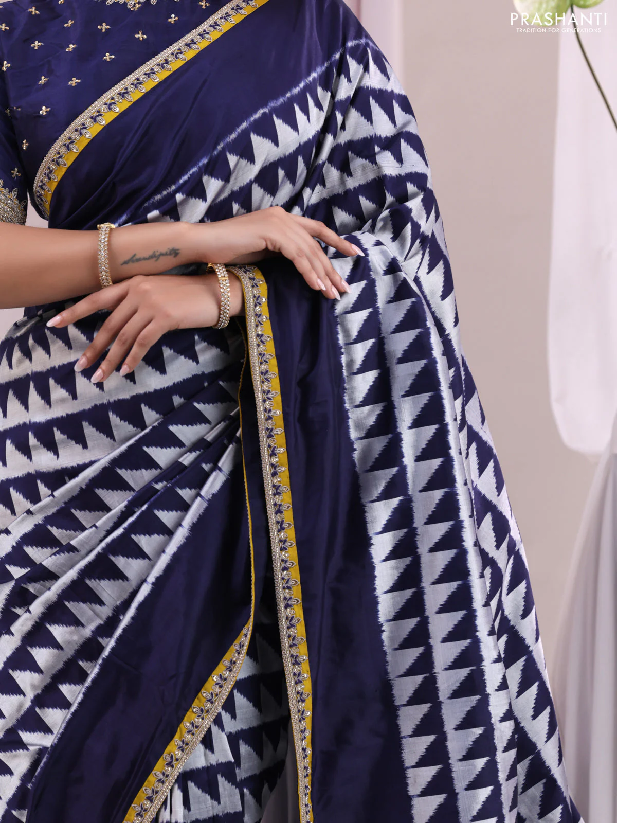 Navy Blue-Mustard Yellow Pochampally Silk saree With Border Embroidery-Readymade blouse - Image 3