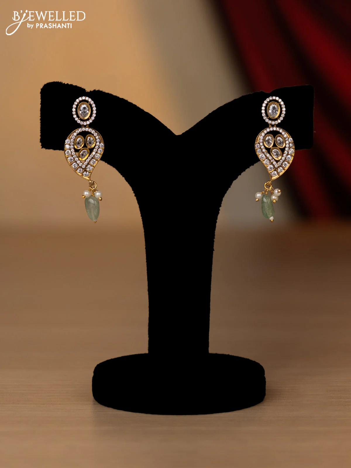 Necklace with leaf design white and cz stones - Image 2