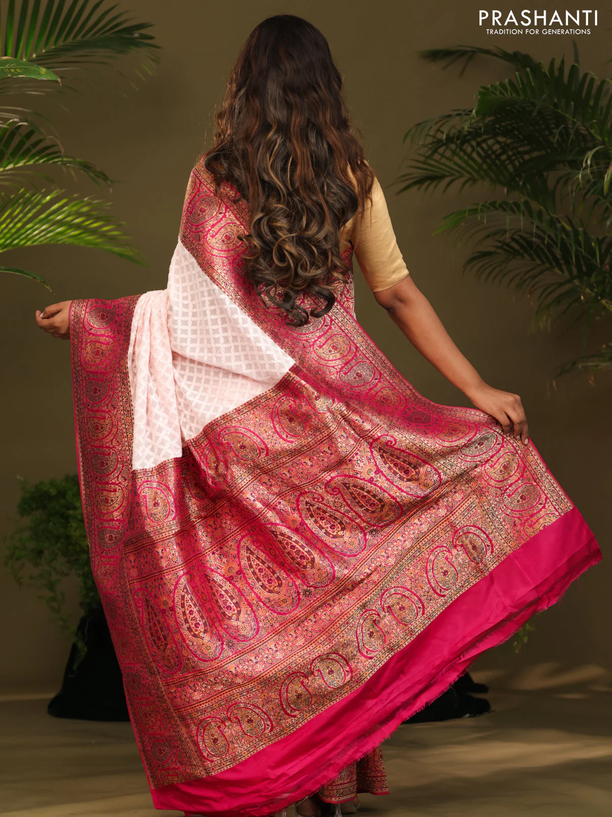 Off white & Pink Georgette saree with Chikankari Work & banaras border - Image 4