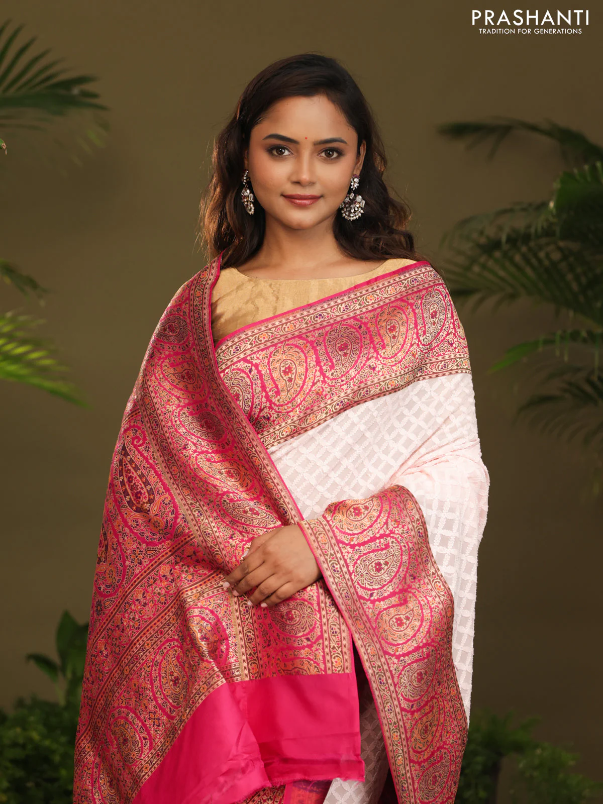 Off white & Pink Georgette saree with Chikankari Work & banaras border - Image 5