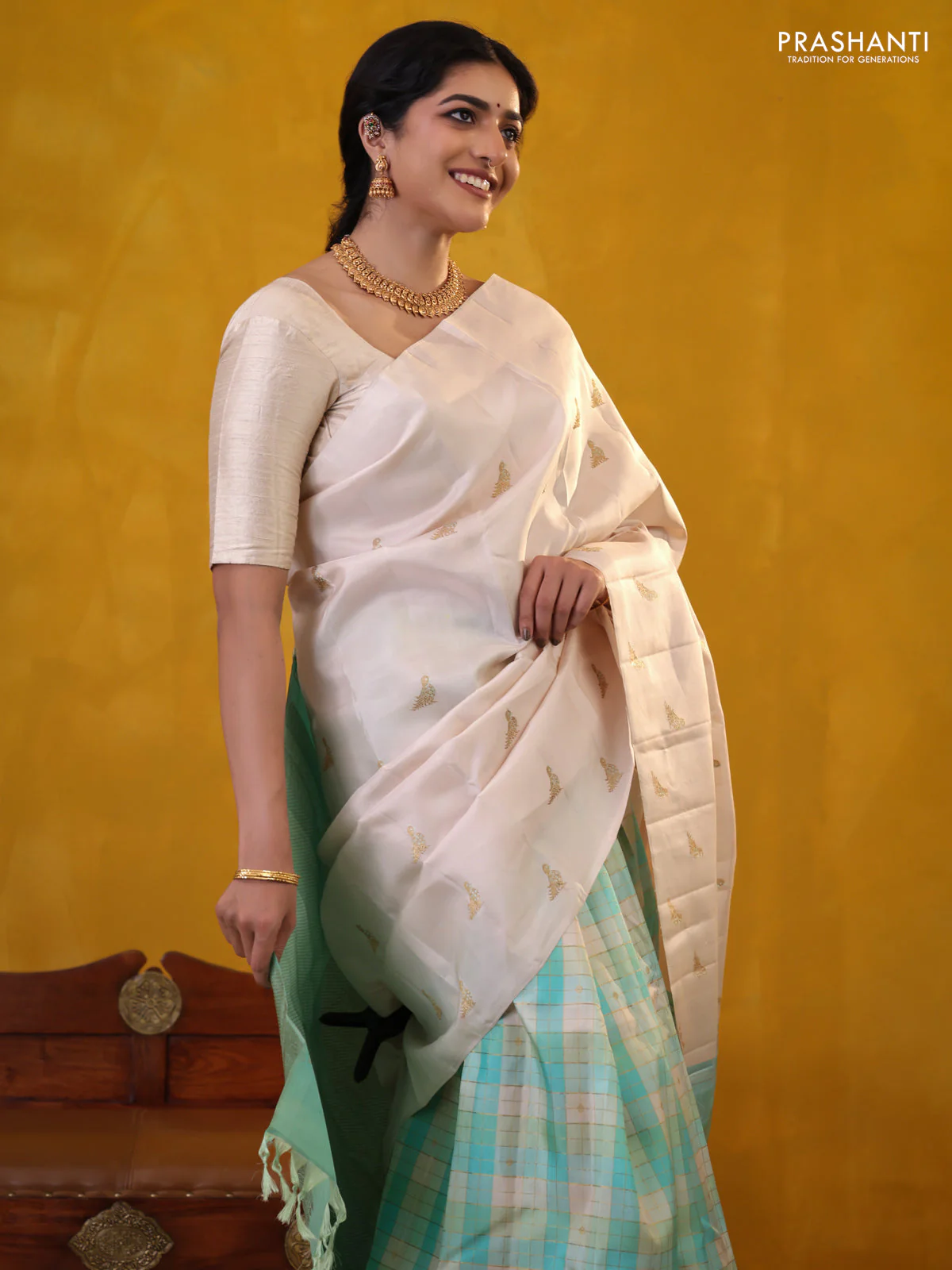 Off white-Teal blue Pure Kanchipuram silk saree With Zari woven peacock buttas - Image 4