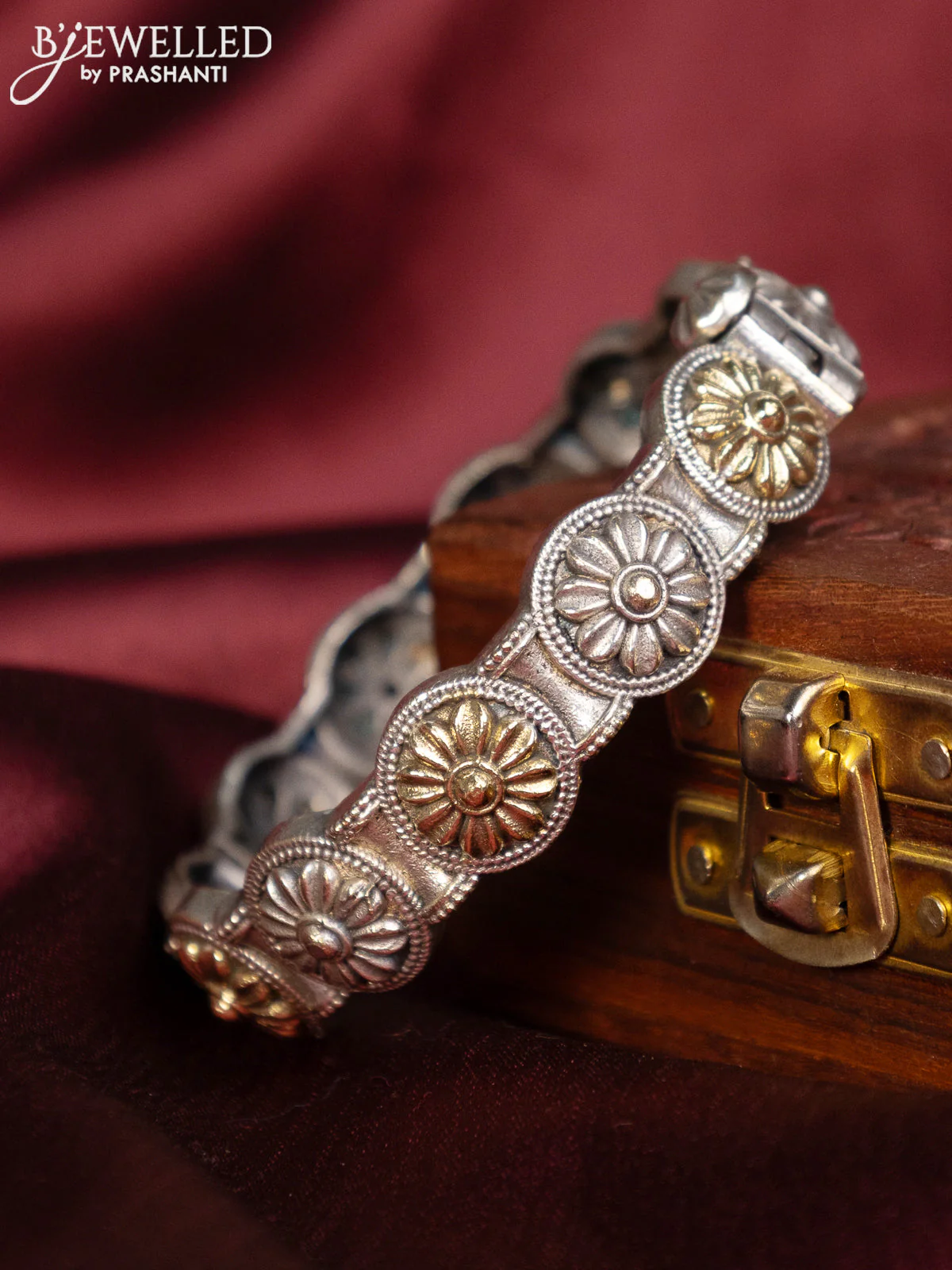 Oxidised bangle with kada type