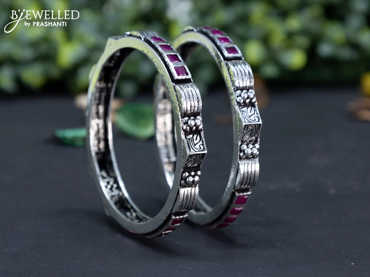 Oxidised bangle with ruby stones - Image 2