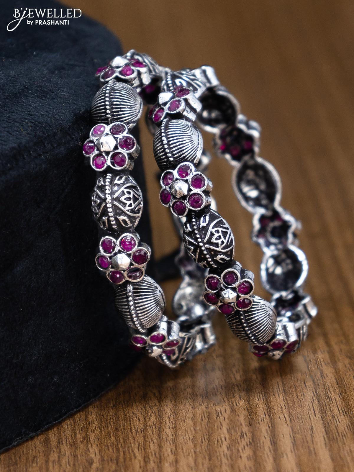 Oxidised bangles floral design with ruby stone