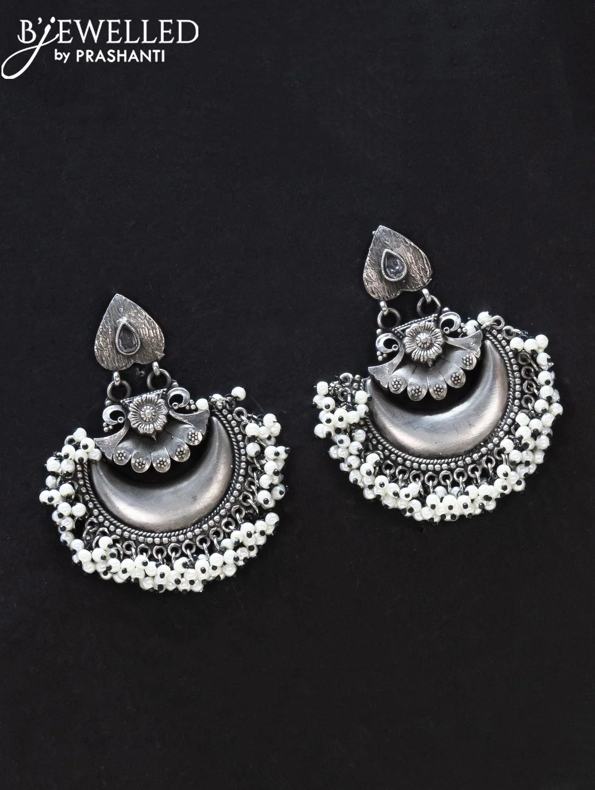 Oxidised haaram with cz stone and pearl hangings - Image 2
