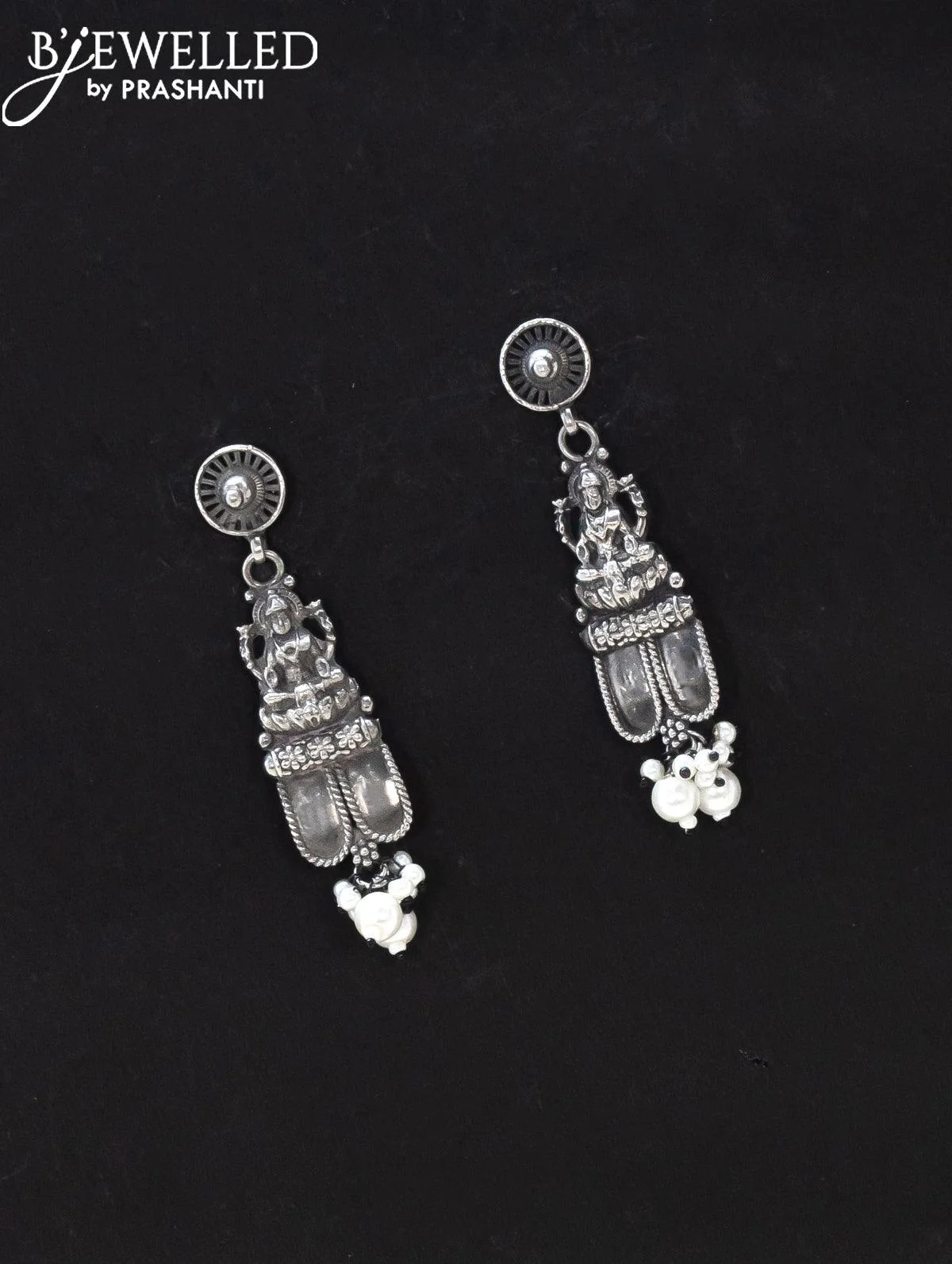 Oxidised haaram with emerald stone and lakshmi pendant - Image 2
