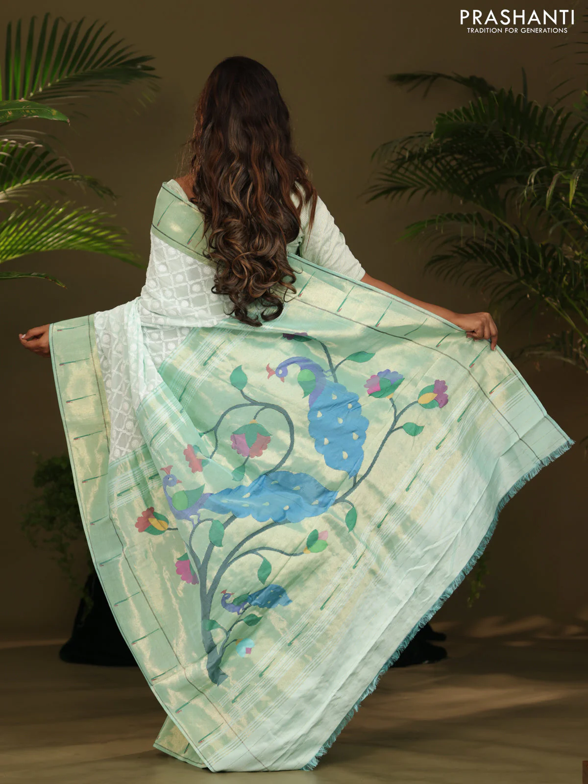 Pastel green Georgette Saree with Chikankari Work & paithani pallu - Image 5