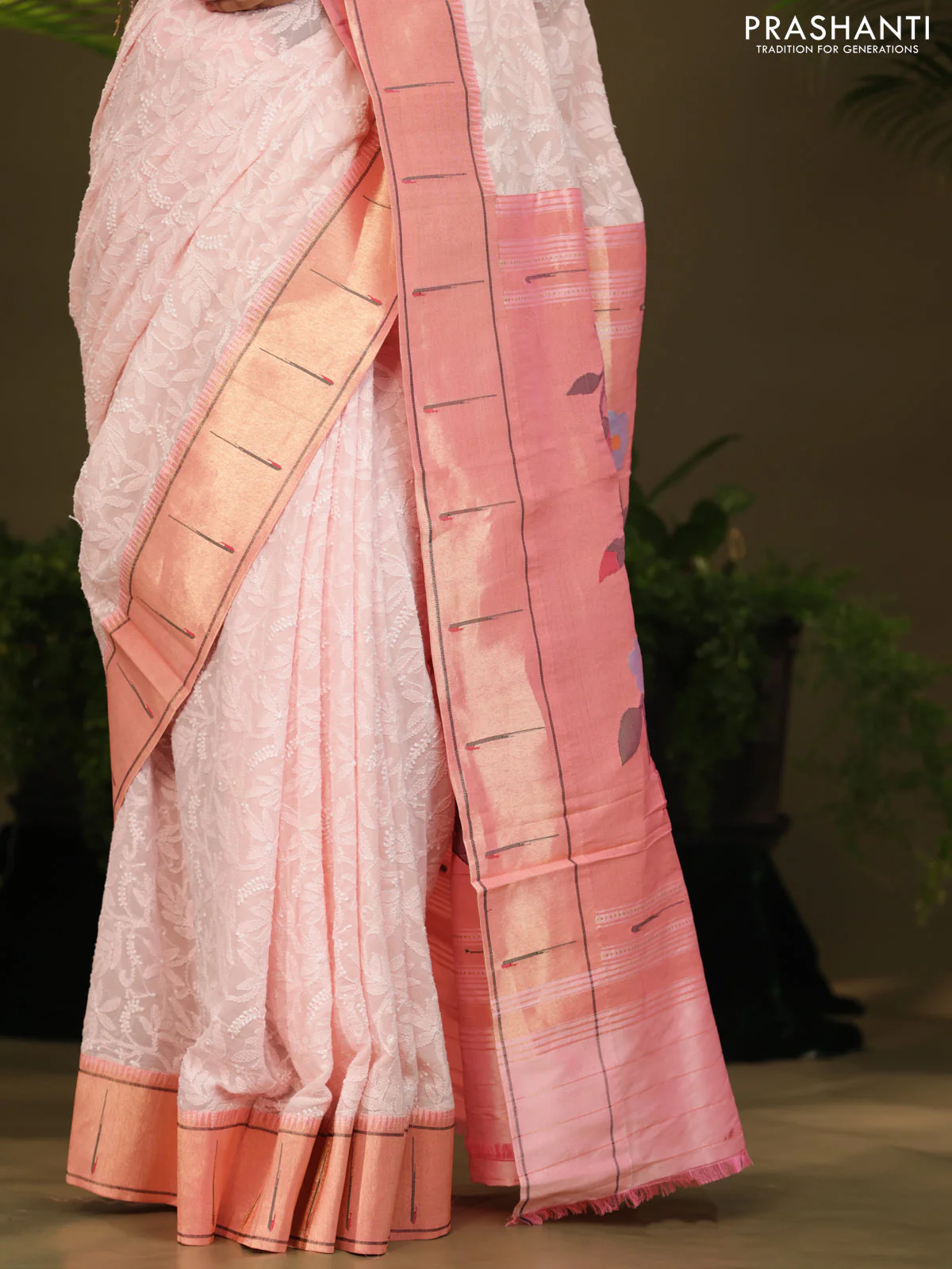 Pastel Pink Georgette Saree With Chikankari Work & Paithani Pallu - Image 4