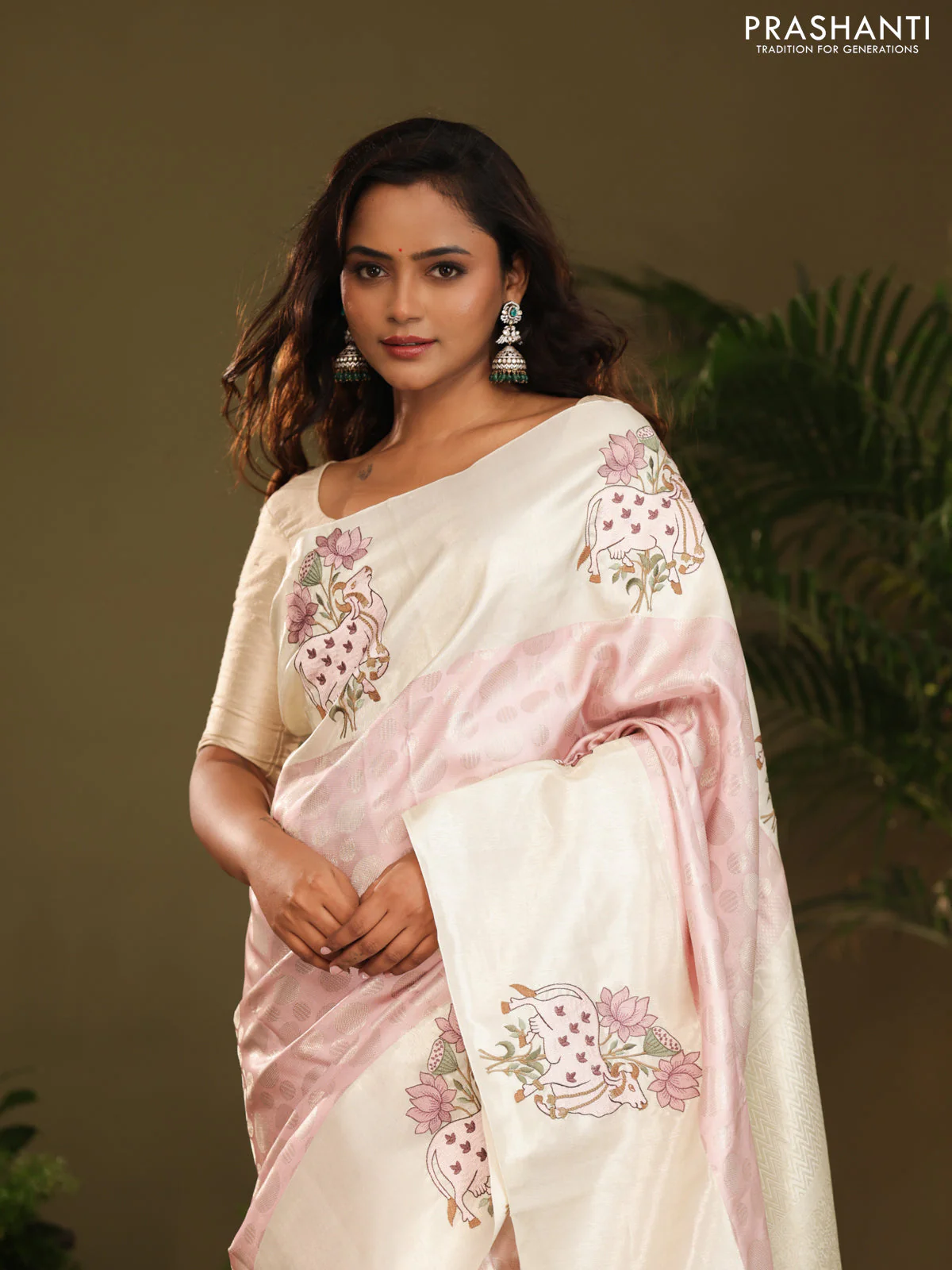 Pastel Pink Kanchipuram Silk Saree with Pichwai Embroided Border - Image 4