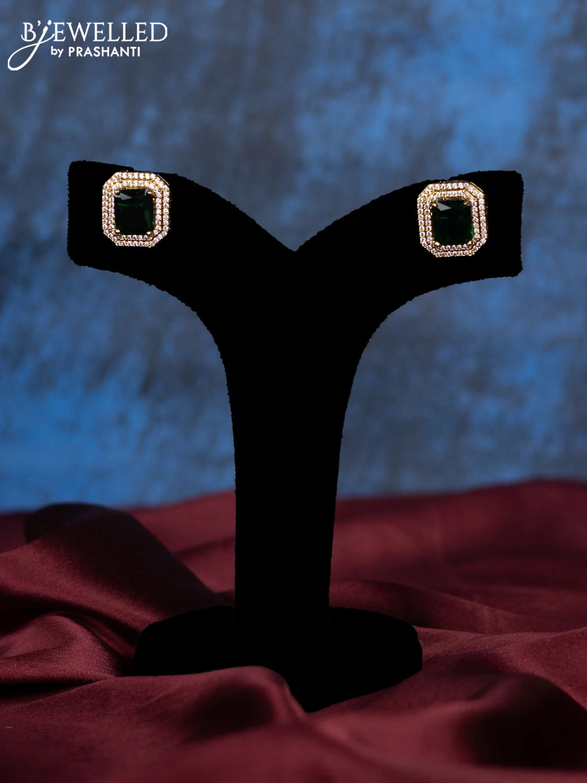 Pearl choker with emerald and cz stones - Image 3
