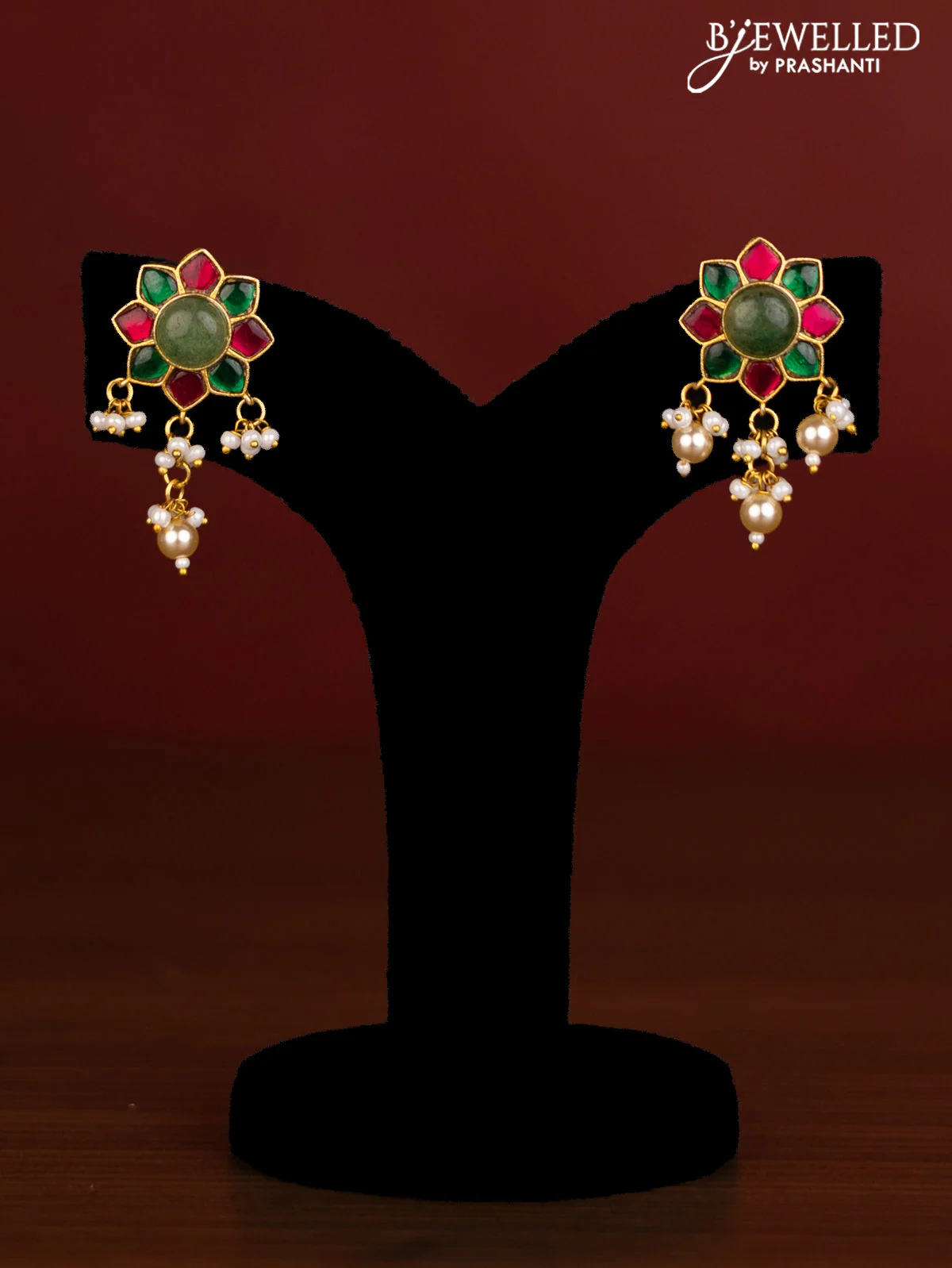 Pearl haaram multilayer with jadau kundan stones and pearl hangings - Image 2
