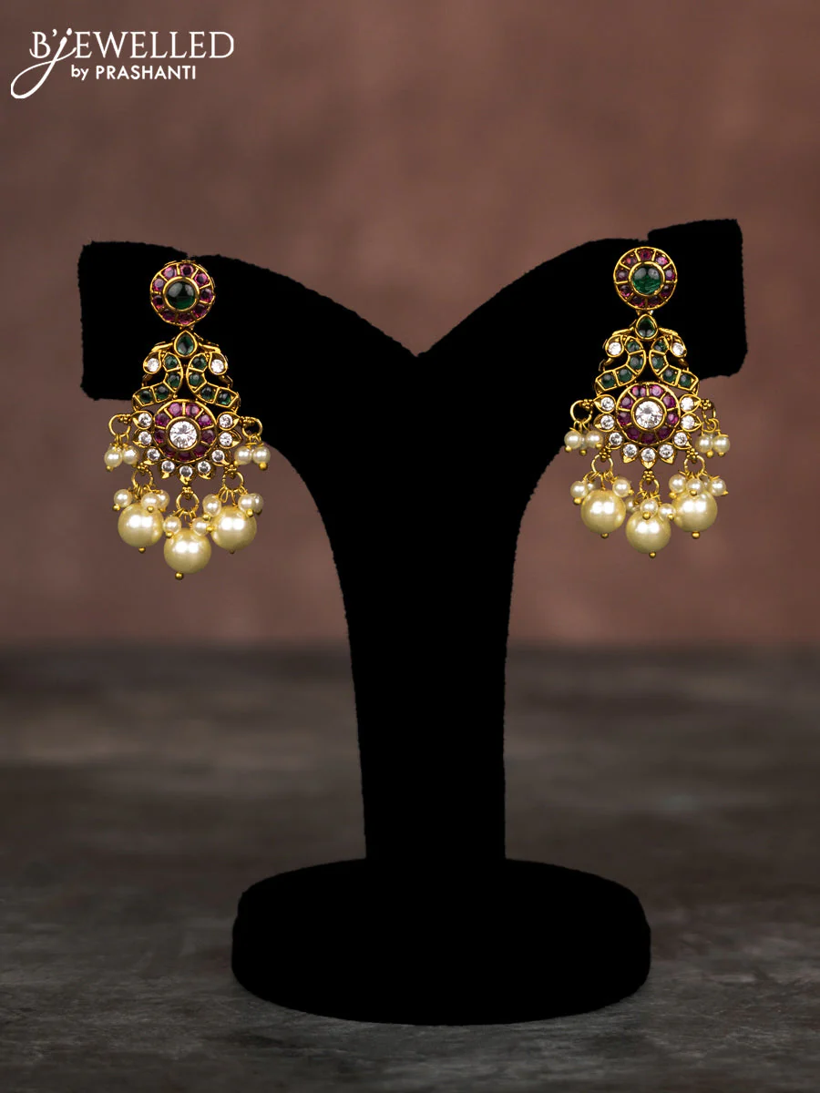 Pearl multilayer necklace with kemp & cz stones and pearl hangings - Image 2