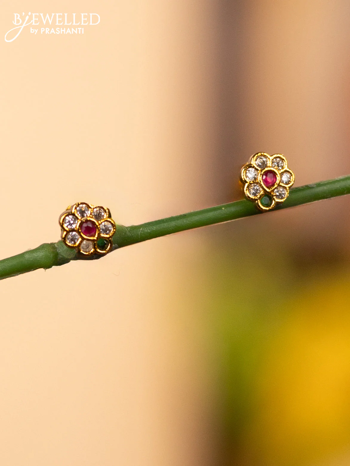 Pearl necklace with kemp & cz stones and golden beads hangings - Image 2