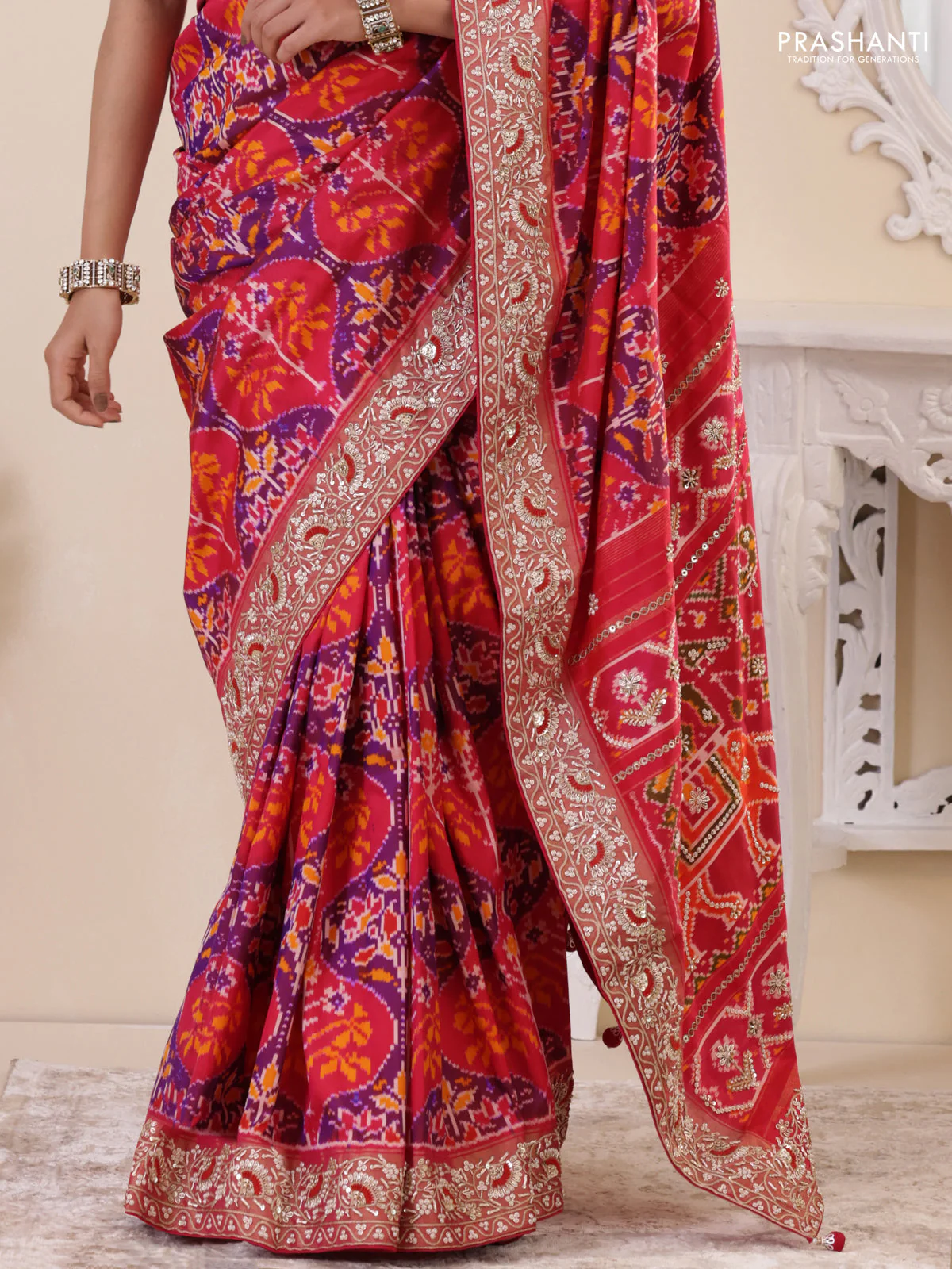 Pink Pochampally silk saree with allover ikat weaves and Embroidered border - Image 3